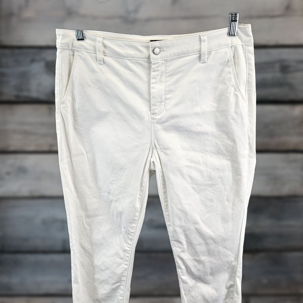 NYDJ VINTAGE? [No] NYDJ Womens Ankle Jeans 14 White High Rise Cotton Blend Size 14 Jeans Womens White Ankle High Rise 27.5 Inseam Woman? Size 36" / US 14 / IT 50 - 1 Thumbnail