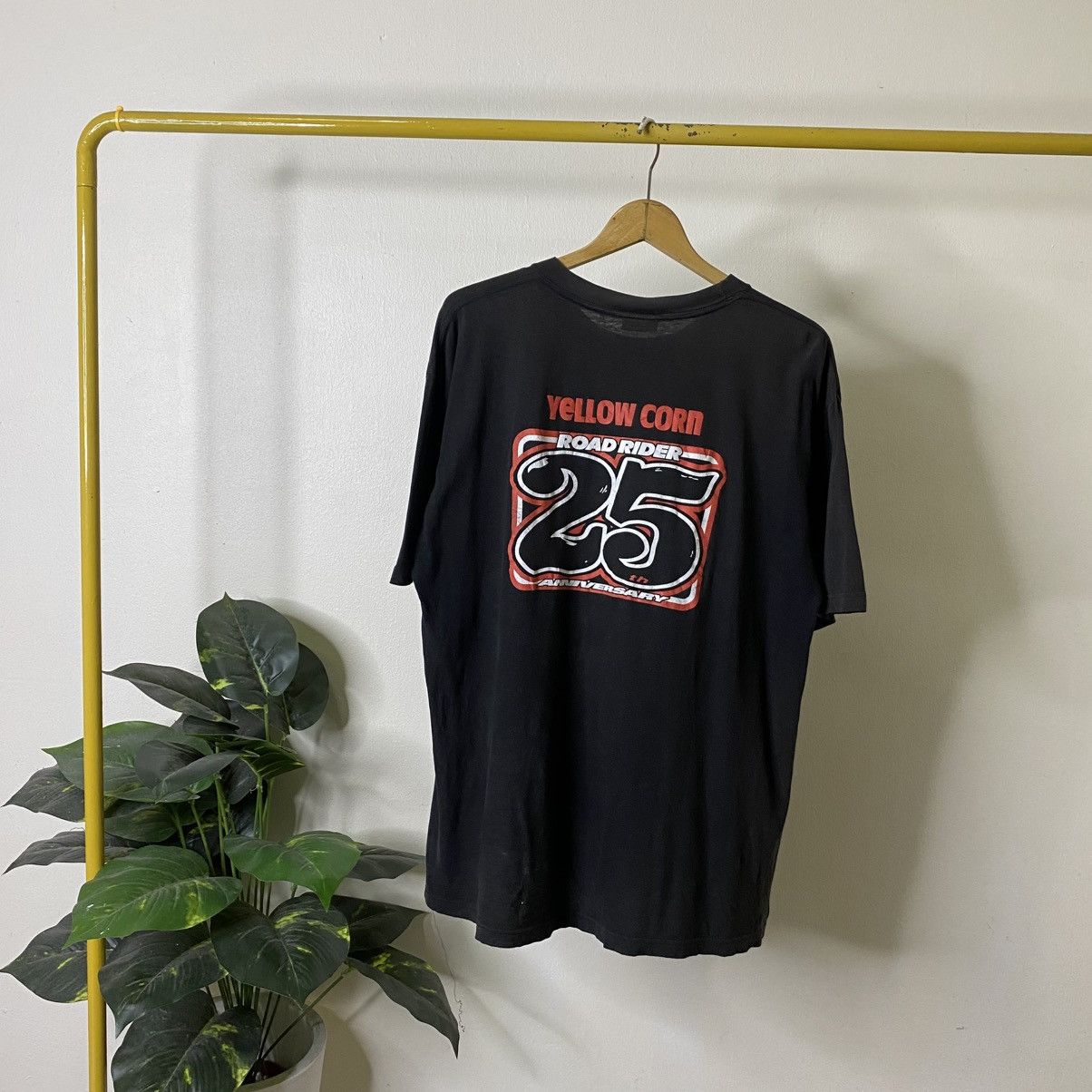 Vintage Y2K Yellow Corn Sledge Hammer 25th Anniversary Racing Tshirt Size US L / EU 52-54 / 3 - 1 Thumbnail