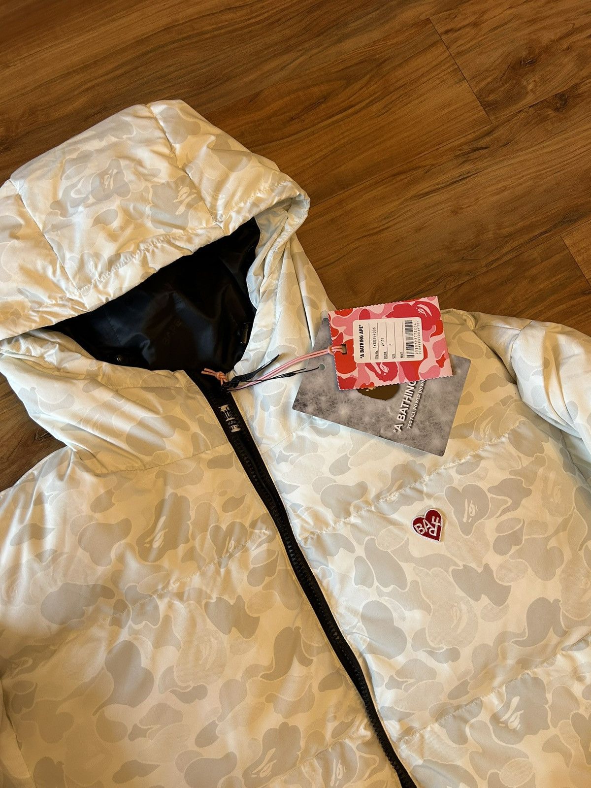 Bape NEW Bape Womens Apee White Camo Down Jacket Size S / US 4 / IT 40 - 4 Thumbnail