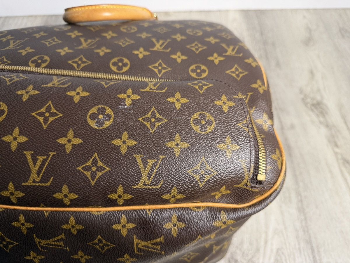 Louis Vuitton Louis Vuitton Evasion Travel Bag Monogram Canvad Size ONE SIZE - 11 Thumbnail