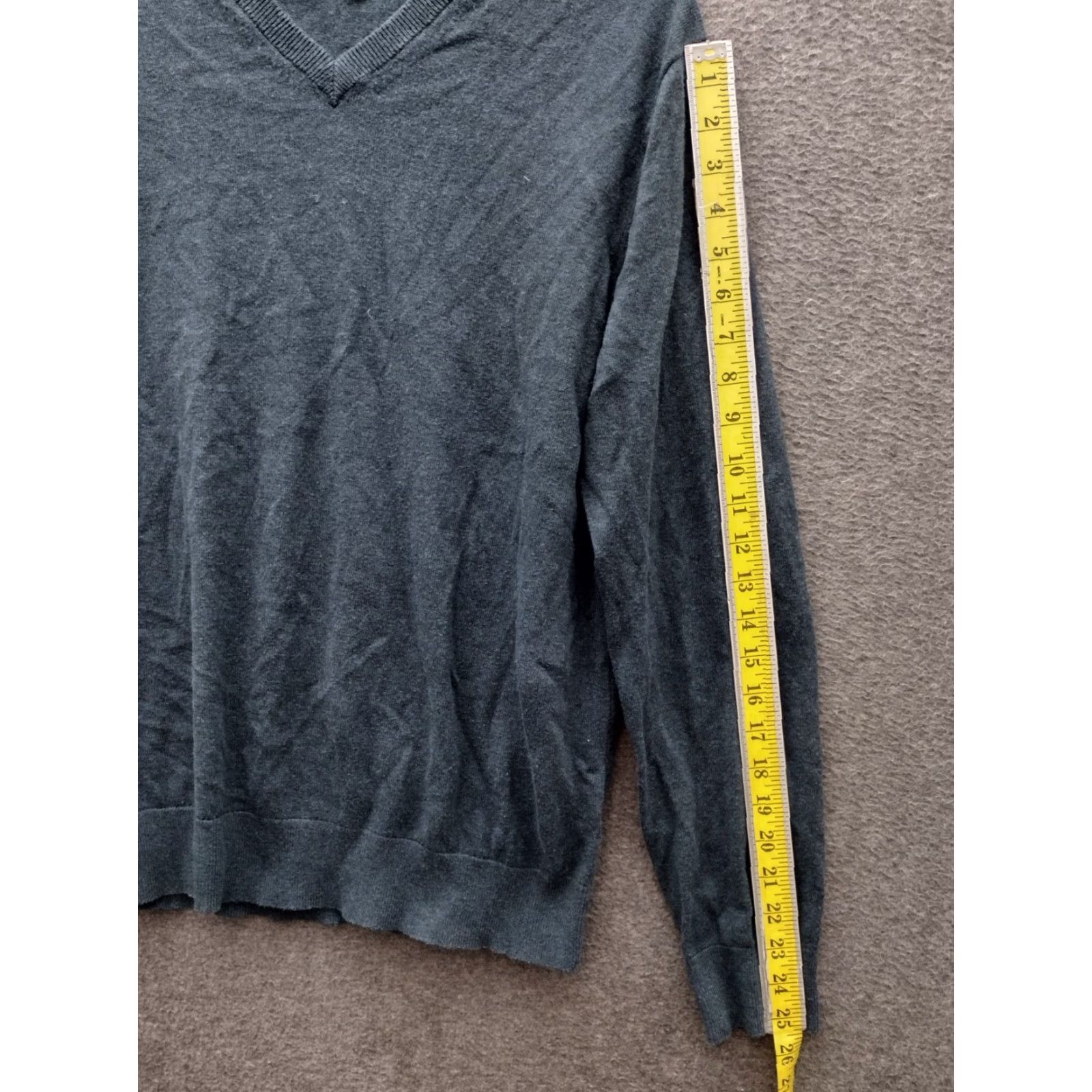 Banana Republic VINTAGE Banana Republic Sweater Mens L Blue/Green Pullover V-Neck 100% Merino Wool Knit - Solid, All Seasons, 90s Classic Mens Size US L / EU 52-54 / 3 - 5 Thumbnail