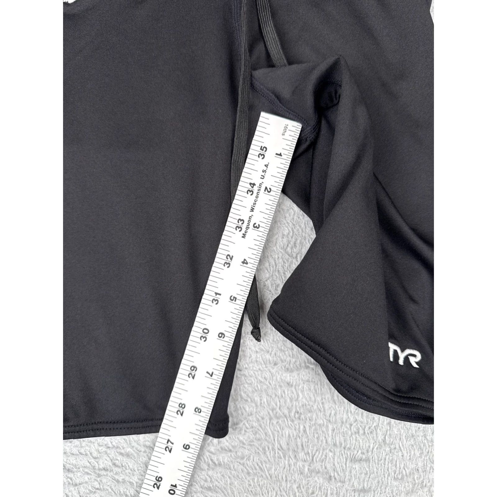 Vintage TYR Mens Swim Jammers 28 Black Racing Jammer Shorts Drawstring Lined Team Patch Jammer Bottoms Sports Mens (Men) Size US 28 / EU 44 - 6 Thumbnail