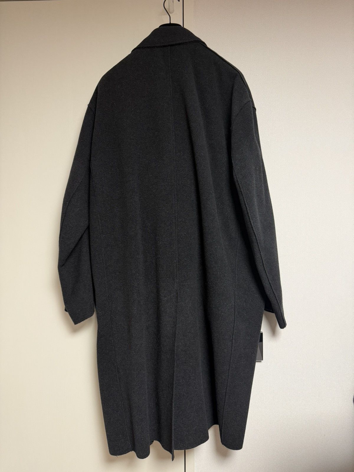 Balenciaga [2]Balenciaga raw edge coat Size US M / EU 48-50 / 2 - 3 Thumbnail