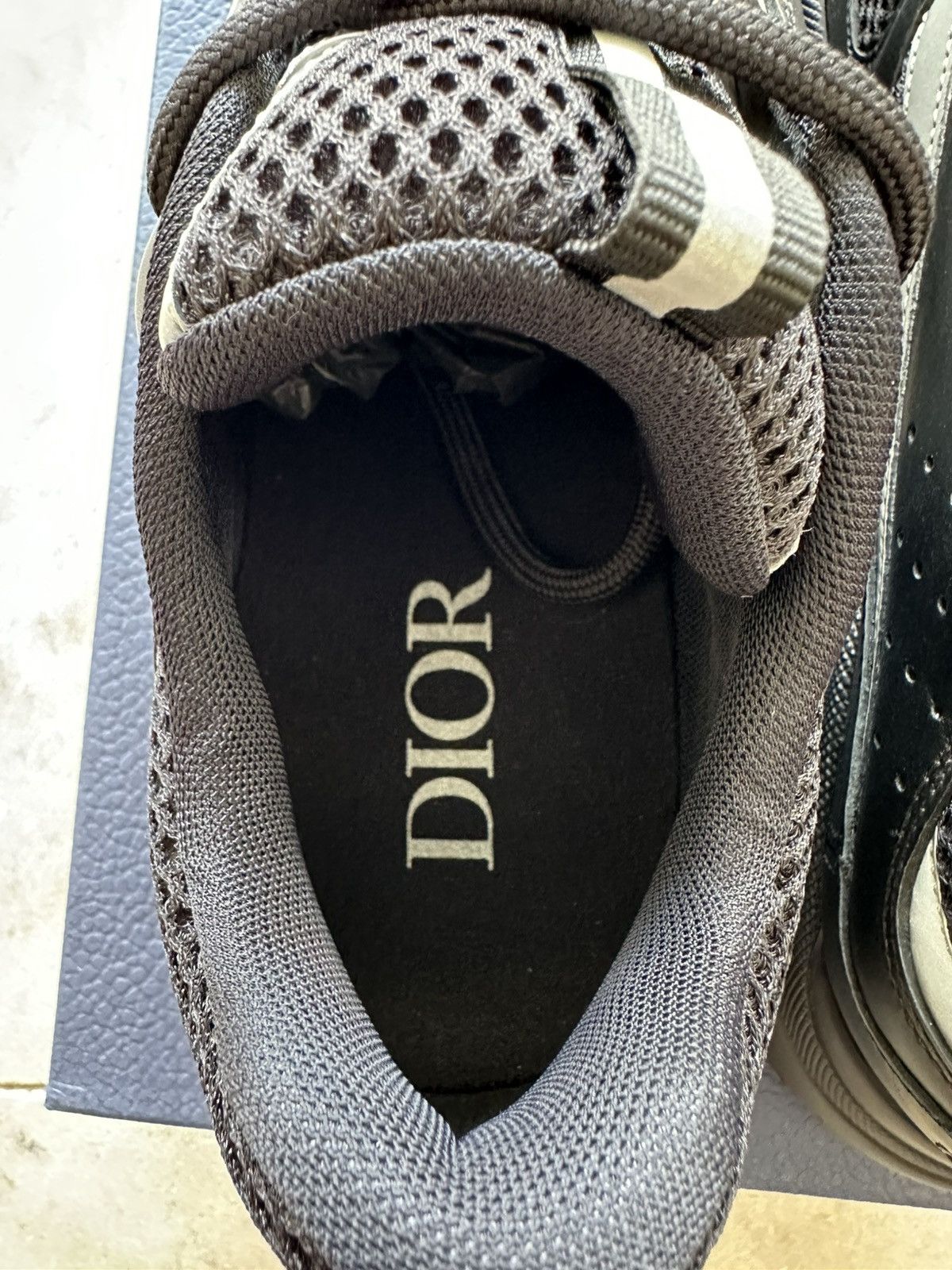 Dior Dior B22 black reflective men size 41 Size US 8 / EU 41 - 7 Thumbnail