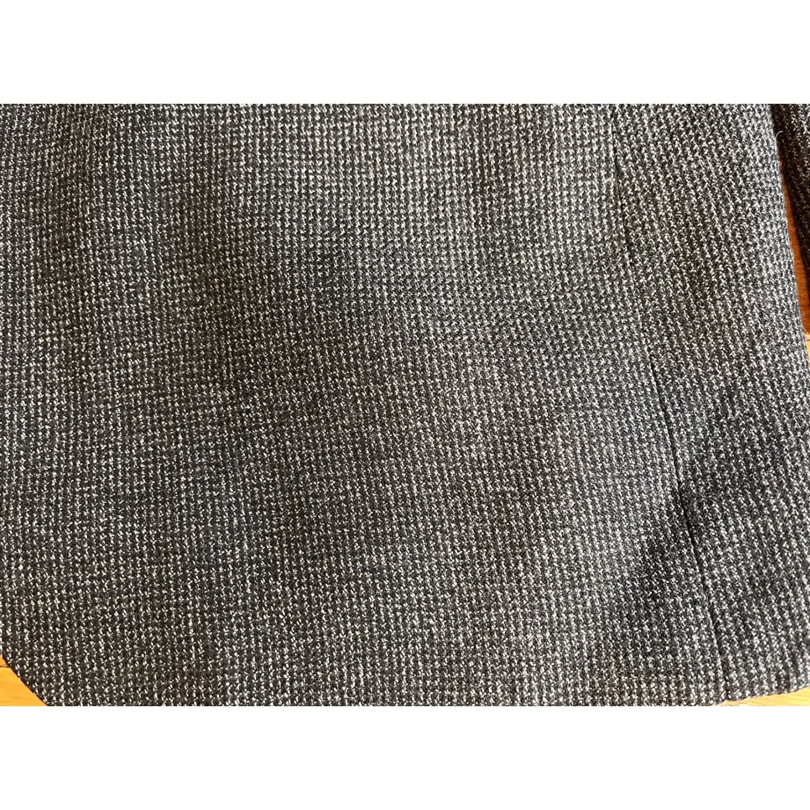 Vintage Gianfranco Ruffini Blazer Men’s 42R Black Houndstooth Wool Notch Lapel Single-Breasted Vintage? No Insufficient. Size 42R - 3 Thumbnail