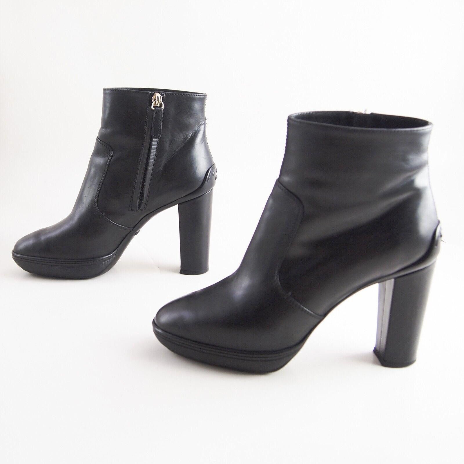 Tod's TOD's Booties Ankle Boots Black Leather US 37.5 EU 7.5 Size US 7.5 / IT 37.5 - 2 Thumbnail
