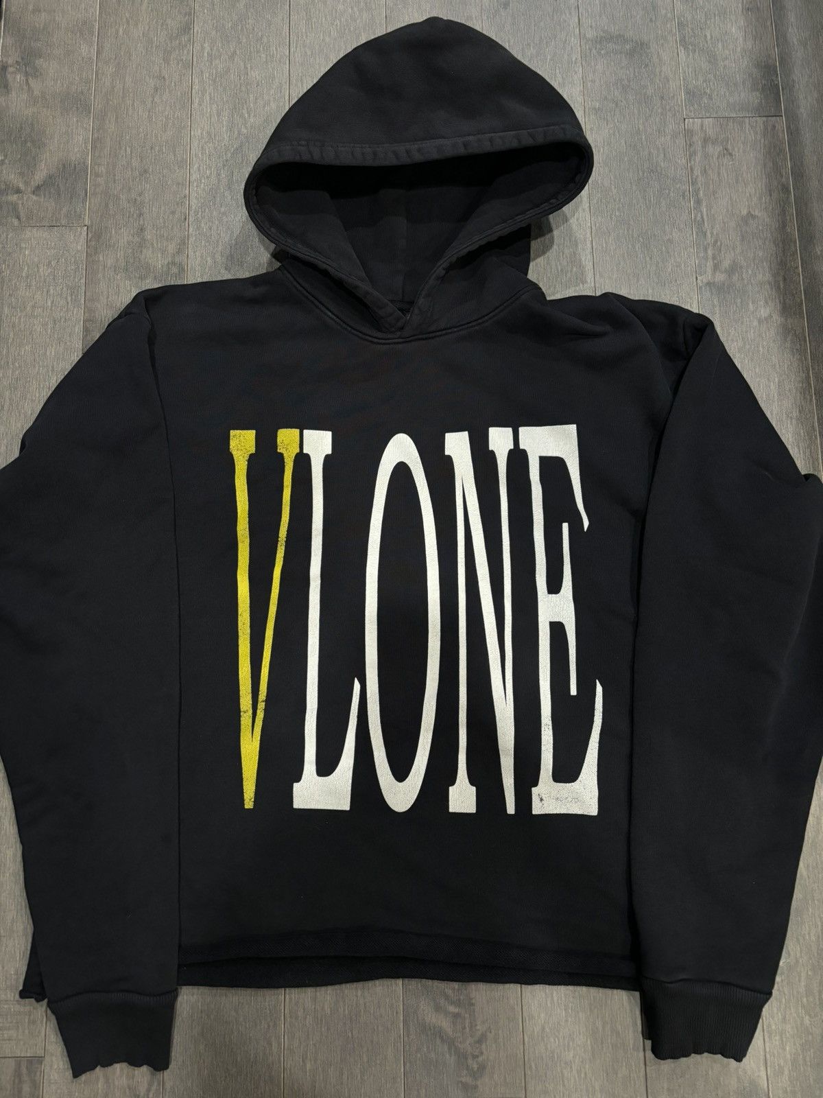 Image of Vlone Black Yellow Logo Hoodie XL X-Large, Men's