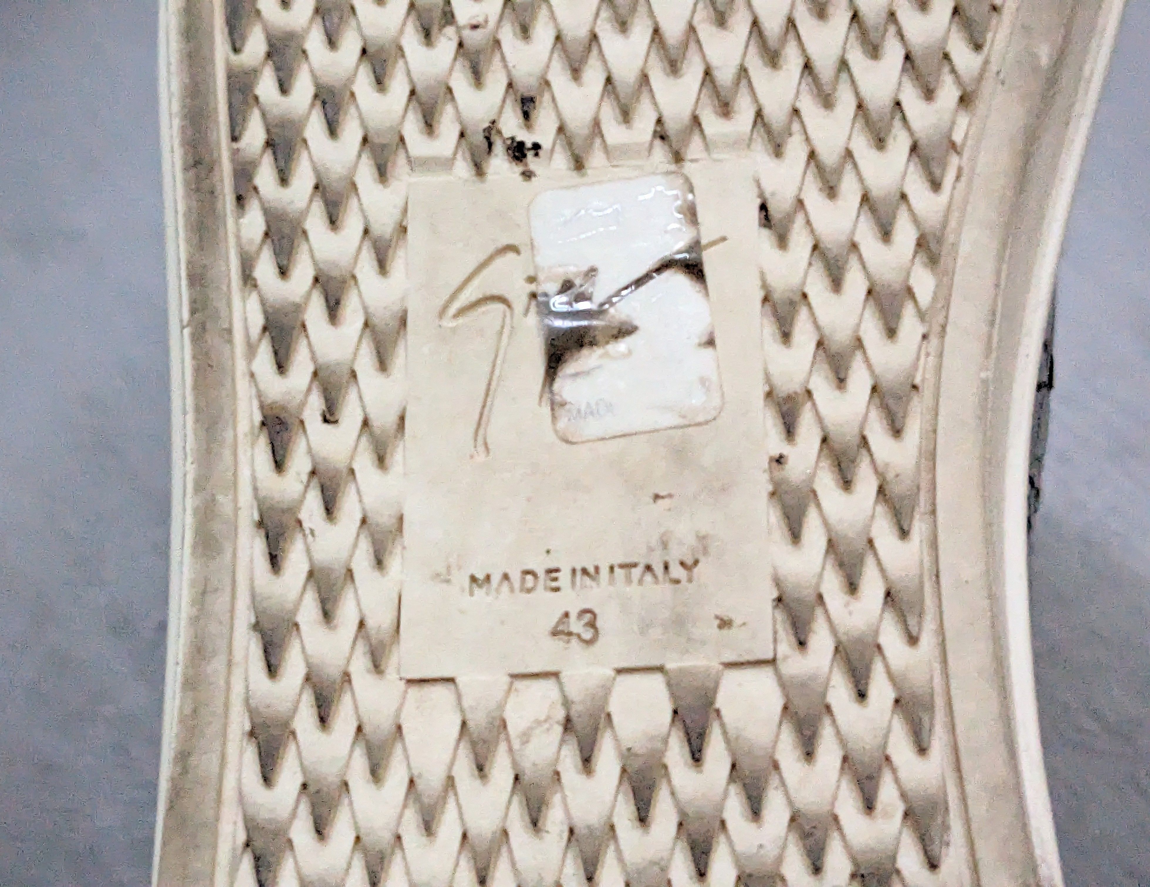 Giuseppe Zanotti Giuseppe Zanotti Sneakers Silver Crocodile Embossed High Top Size US 10 / EU 43 - 18 Thumbnail