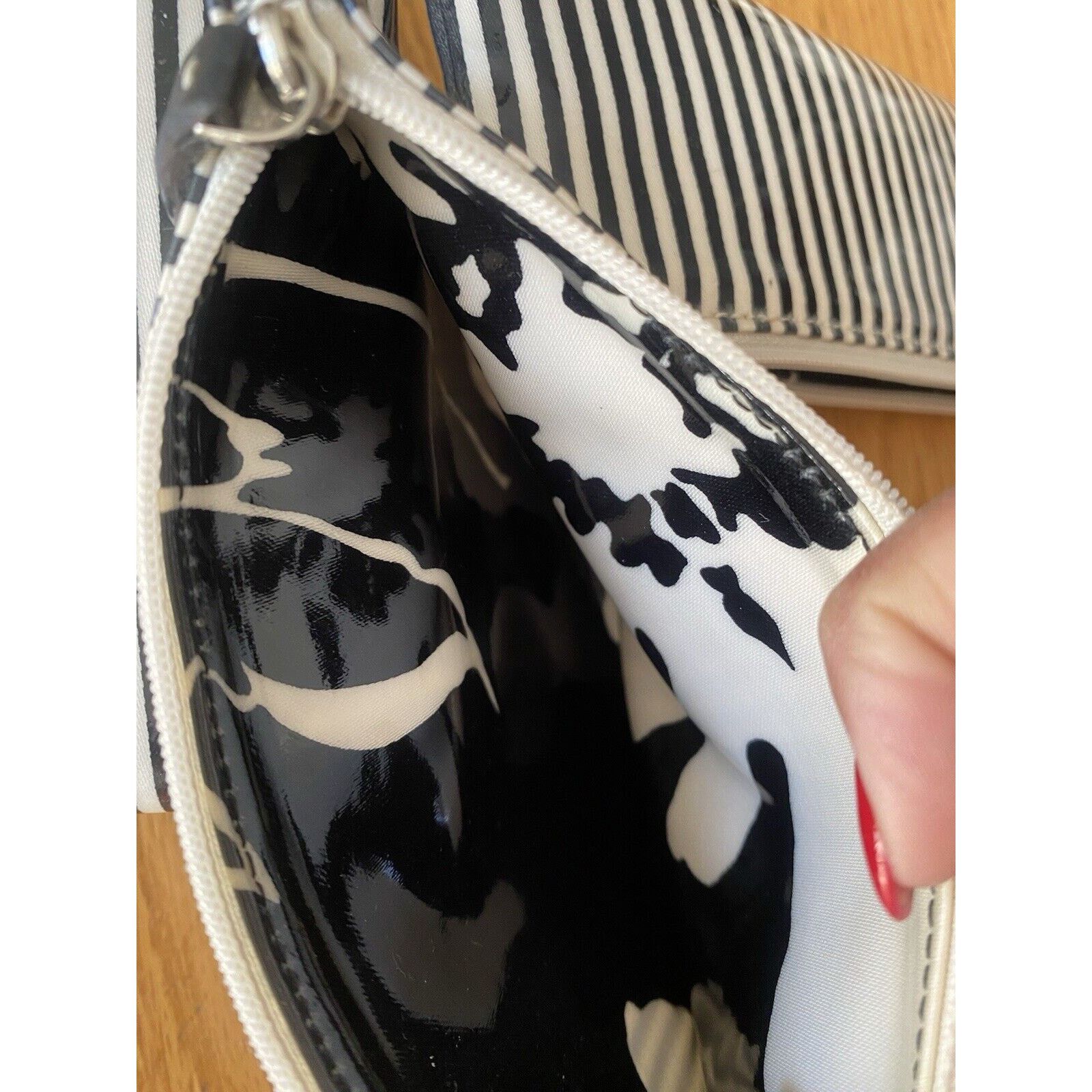 Kate Spade Kate Spade New York 3-piece Accessories Bag Blk & White Size ONE SIZE - 4 Thumbnail