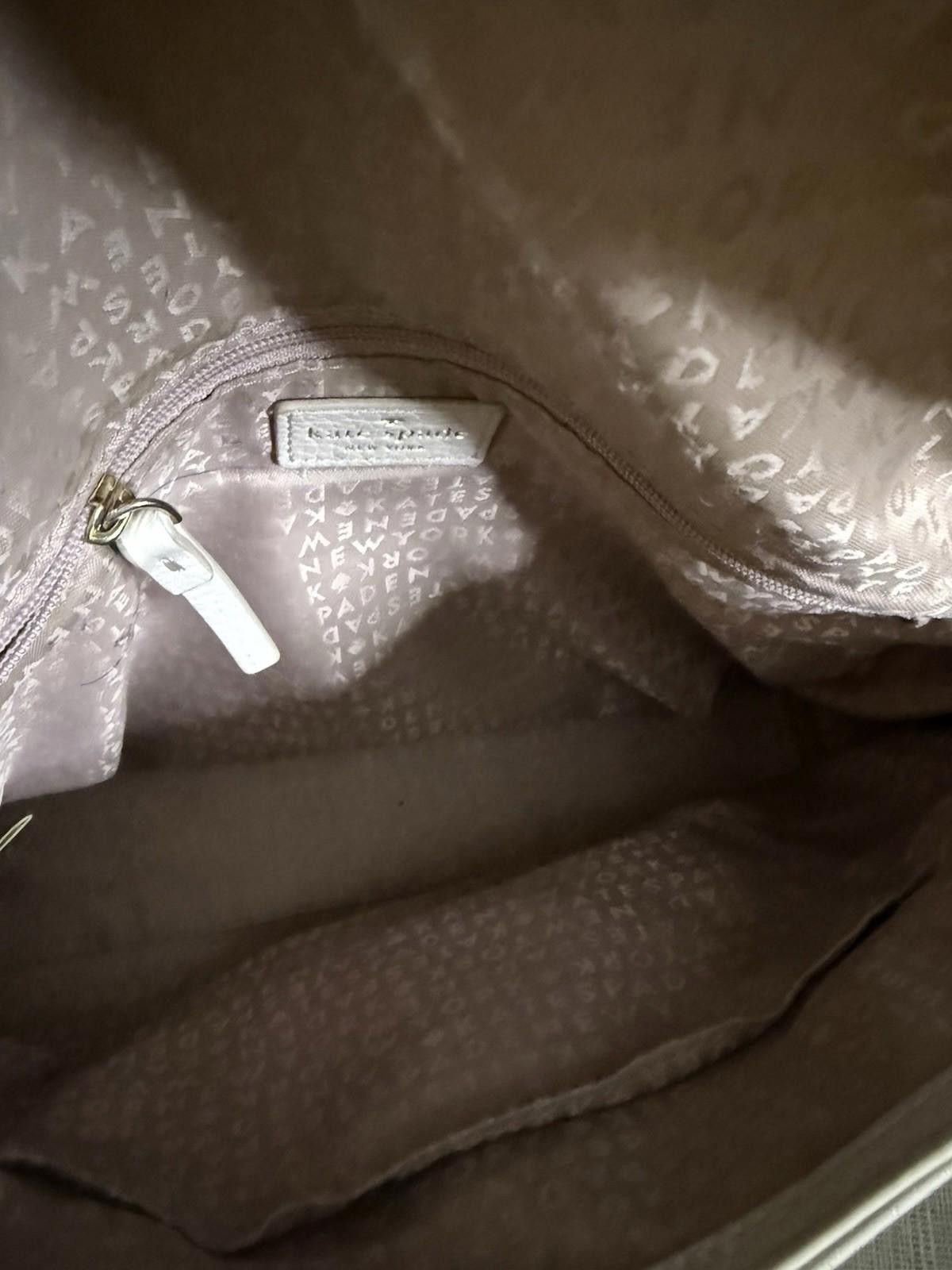 Kate Spade Kate Spade New York Pebbled Leather Crossbody Bag Off-White Size ONE SIZE - 4 Thumbnail