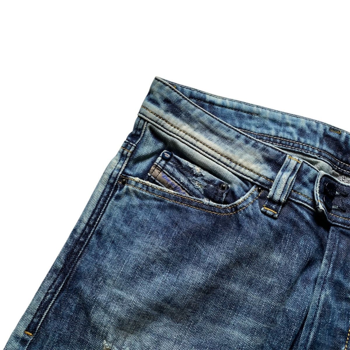 Diesel Diesel Viker R-Box Distressed Jeans Faded Ifsix Lgb Style Size US 32 / EU 48 - 2 Thumbnail