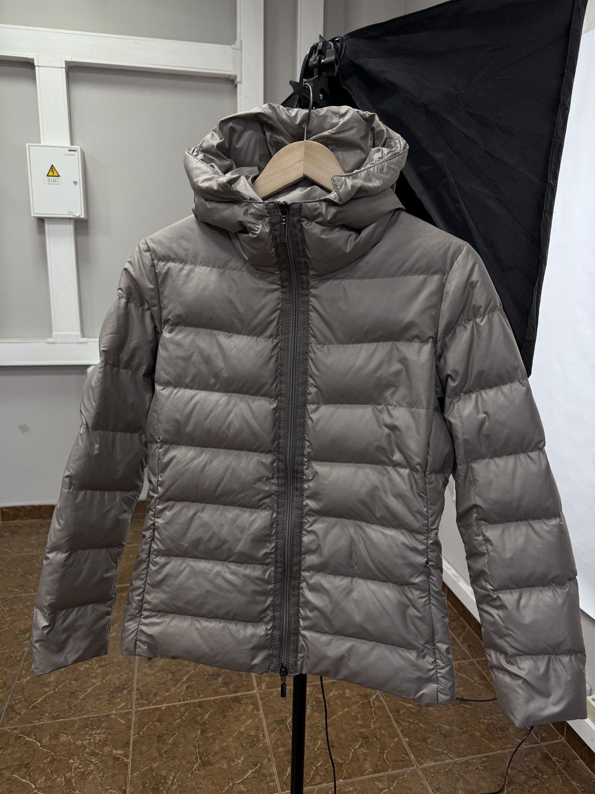Moncler 🇮🇹 Moncler Puffer Down Jacket Women Rare Retro Hype Y2K Size M / US 6-8 / IT 42-44 - 1 Thumbnail