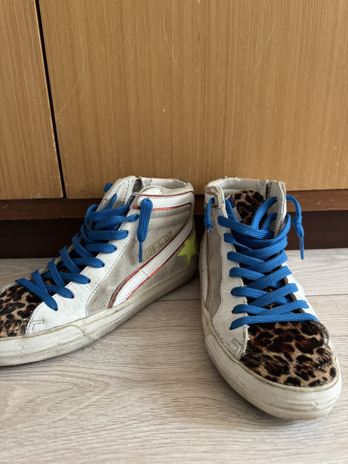 Golden Goose Golden Goose Slide Sneakers Blue Laces Leopard Print Size US 7 / IT 37 - 6 Thumbnail