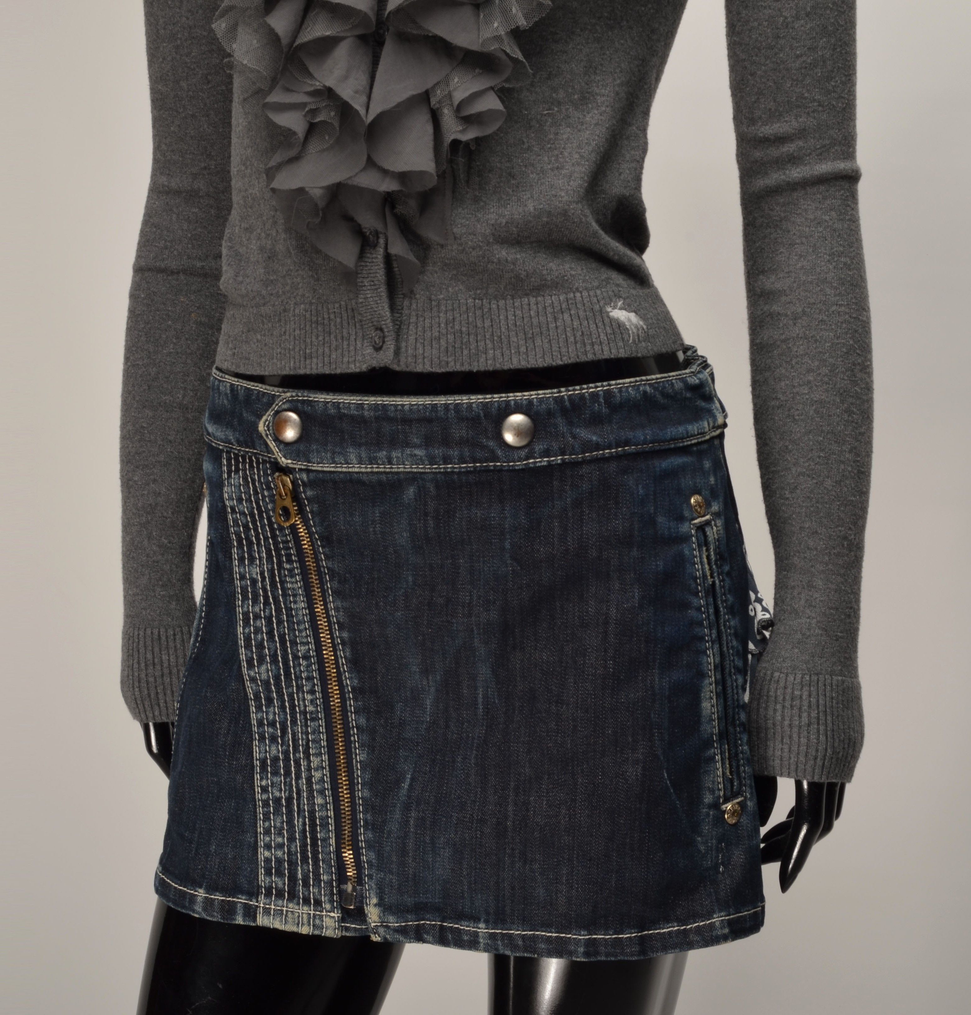 Abercrombie & Fitch × Designer × Vintage Abercrombie & Fitch Y2K Babydoll Coquette Ruffle Cardigan Size XS / US 0-2 / IT 36-38 - 3 Thumbnail
