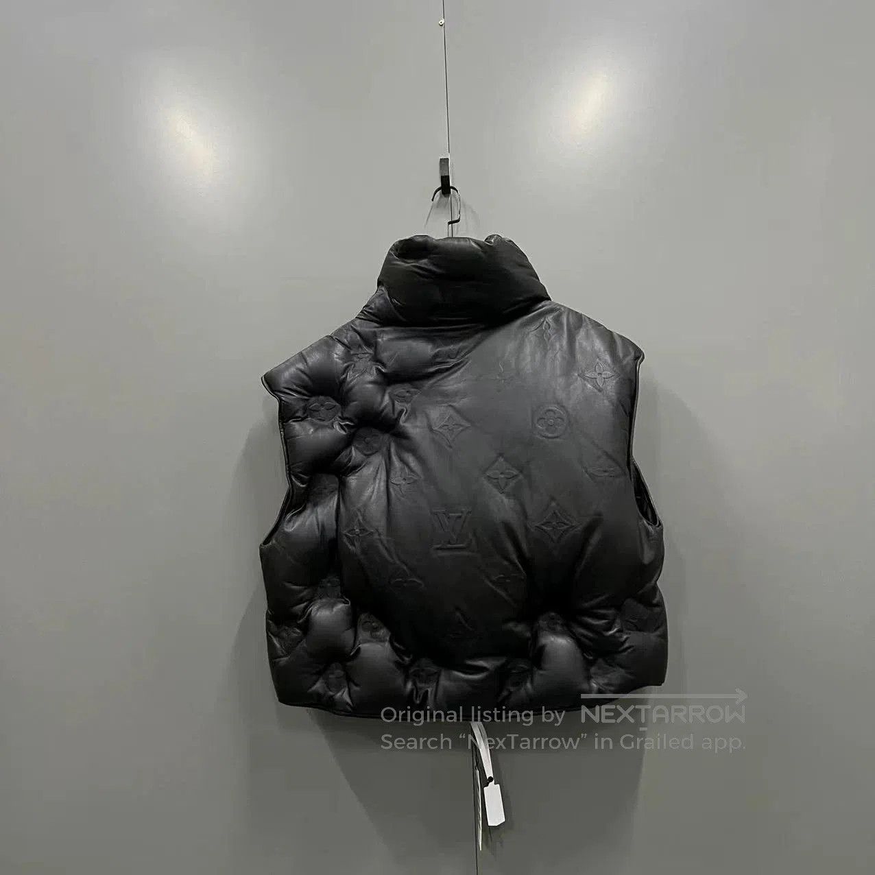 Louis Vuitton louis vuitton black quilted down vest. Size US S / EU 44-46 / 1 - 2 Thumbnail