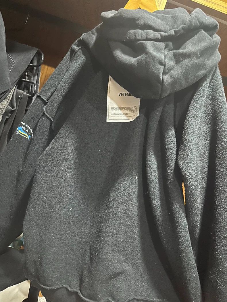 Vetements Vetements Two-Sided Wearable Sweatshirt, Size L, Runs Larg Size US L / EU 52-54 / 3 - 2 Thumbnail