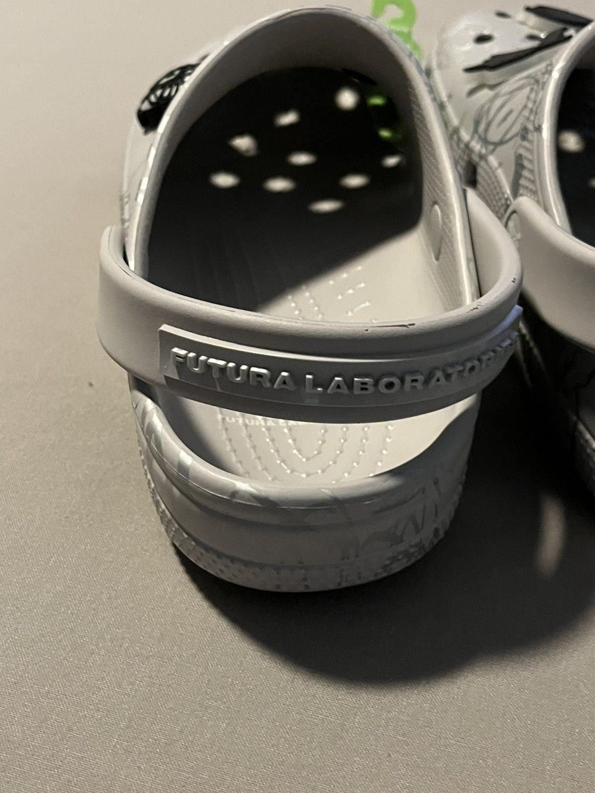 Futura Crocs Classic Clog x Futura Laboratories Pearl White New DS Size US 11 / EU 44 - 4 Thumbnail