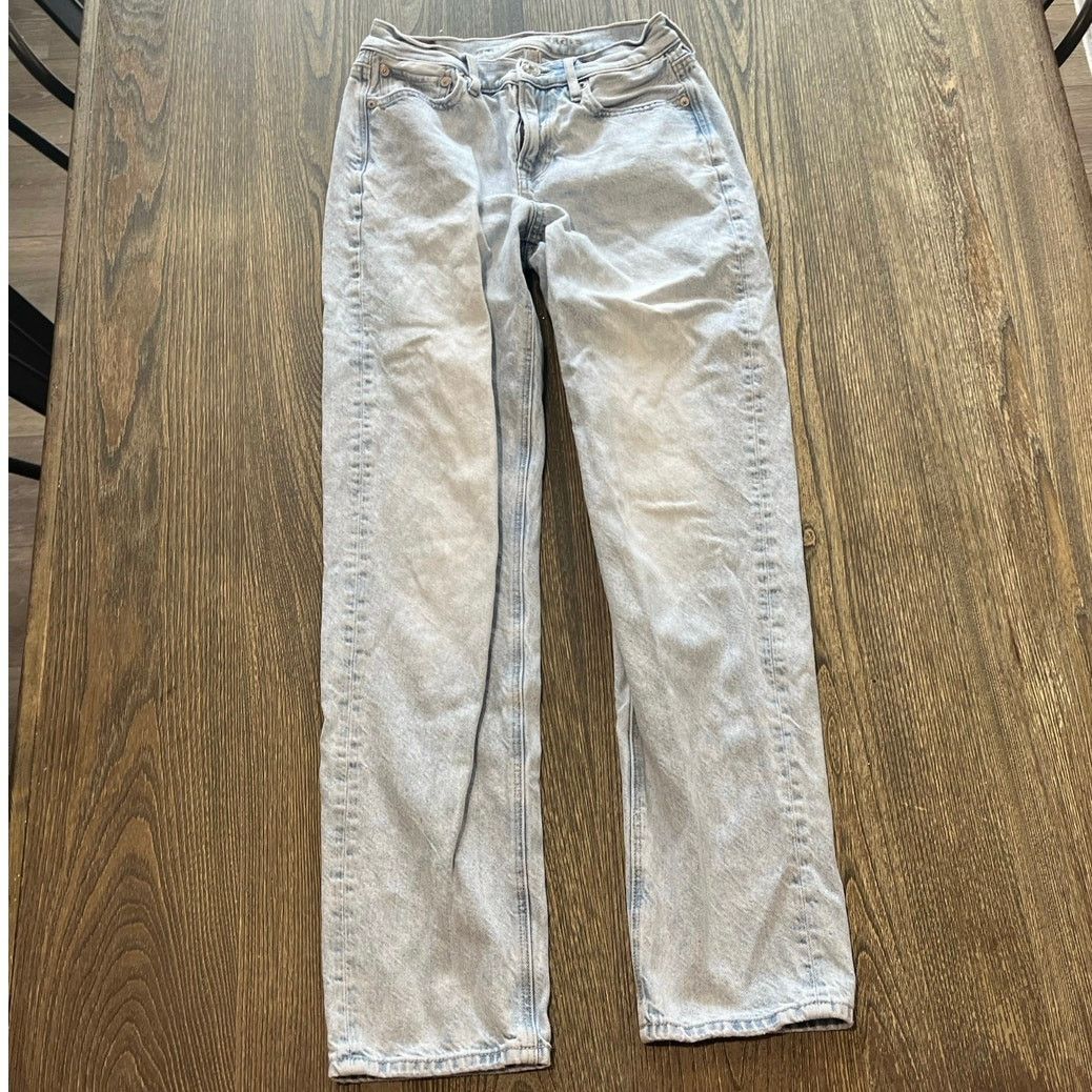 American Eagle Outfitters American Eagle 90's Straight Jeans High Rise Blue Size 0 Size 25" / US 0 / IT 36 - 1 Thumbnail