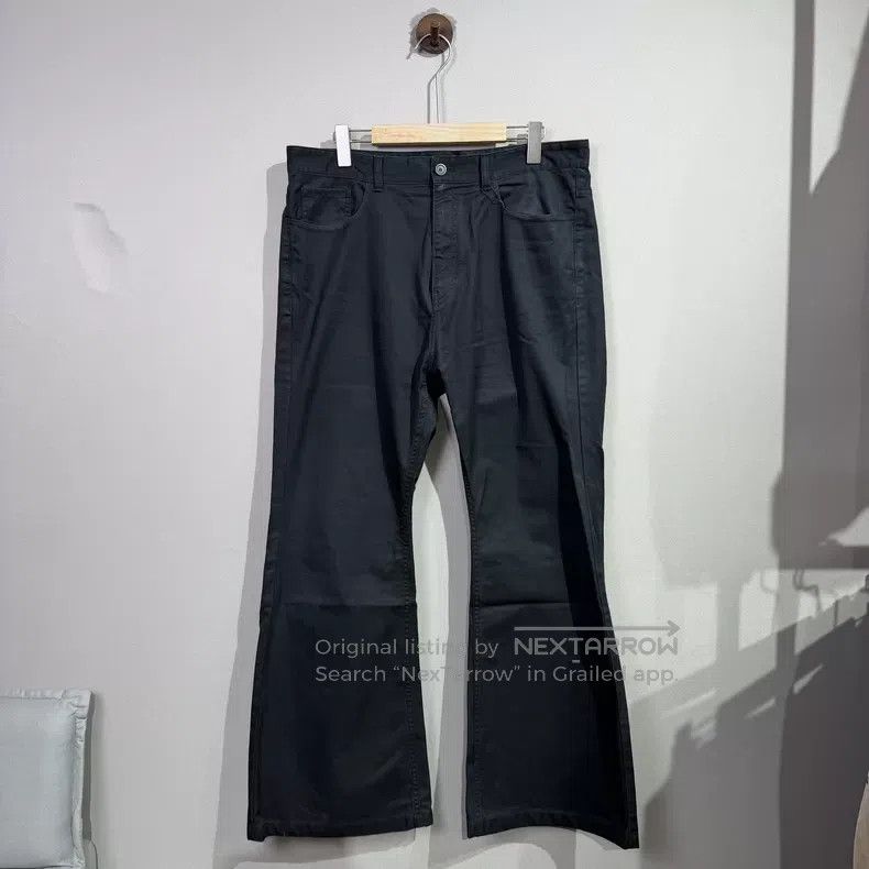Balenciaga Balenciaga size L Black Flared Jeans Size US 27 - 1 Thumbnail