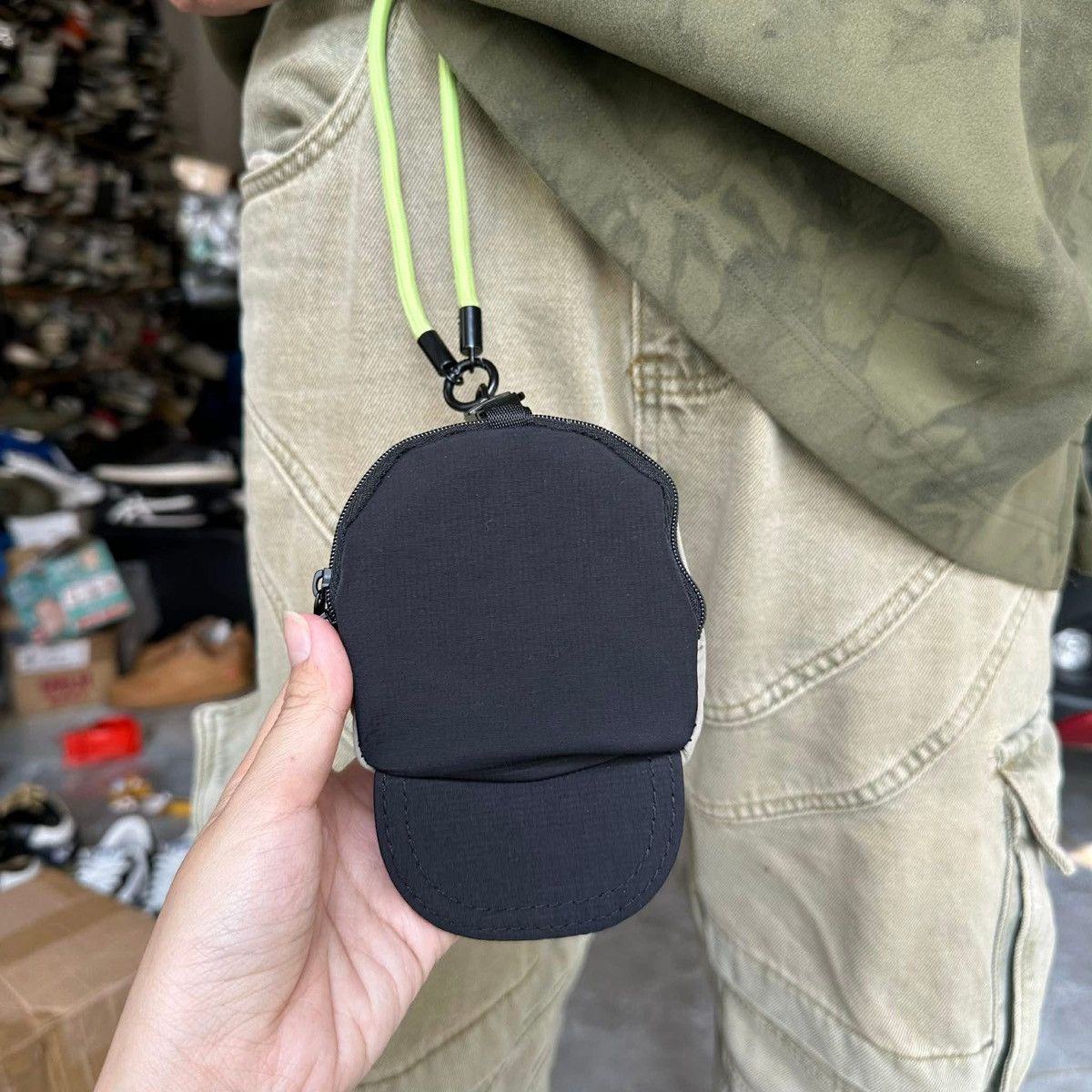 Salomon 🔥Salomon Cap Pouch Member Exclusive Size 26 - 5 Thumbnail