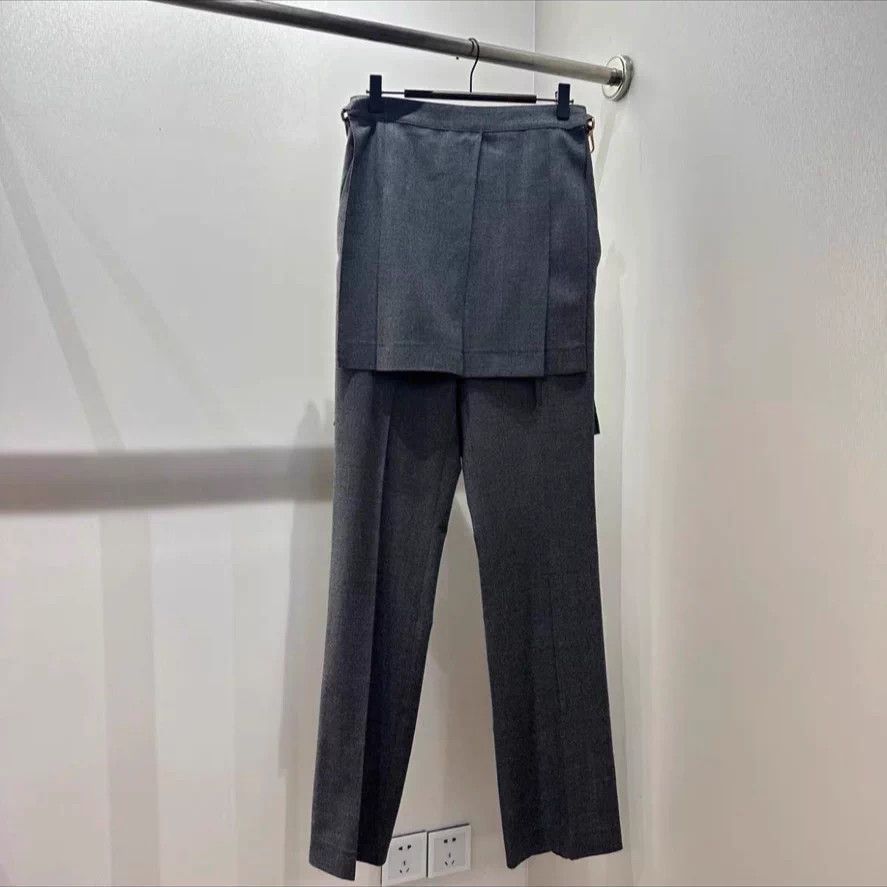 Fendi Fendi jan818 2pc skirt pants gold buttons 38 Size 27" / US 4 / IT 40 - 4 Thumbnail