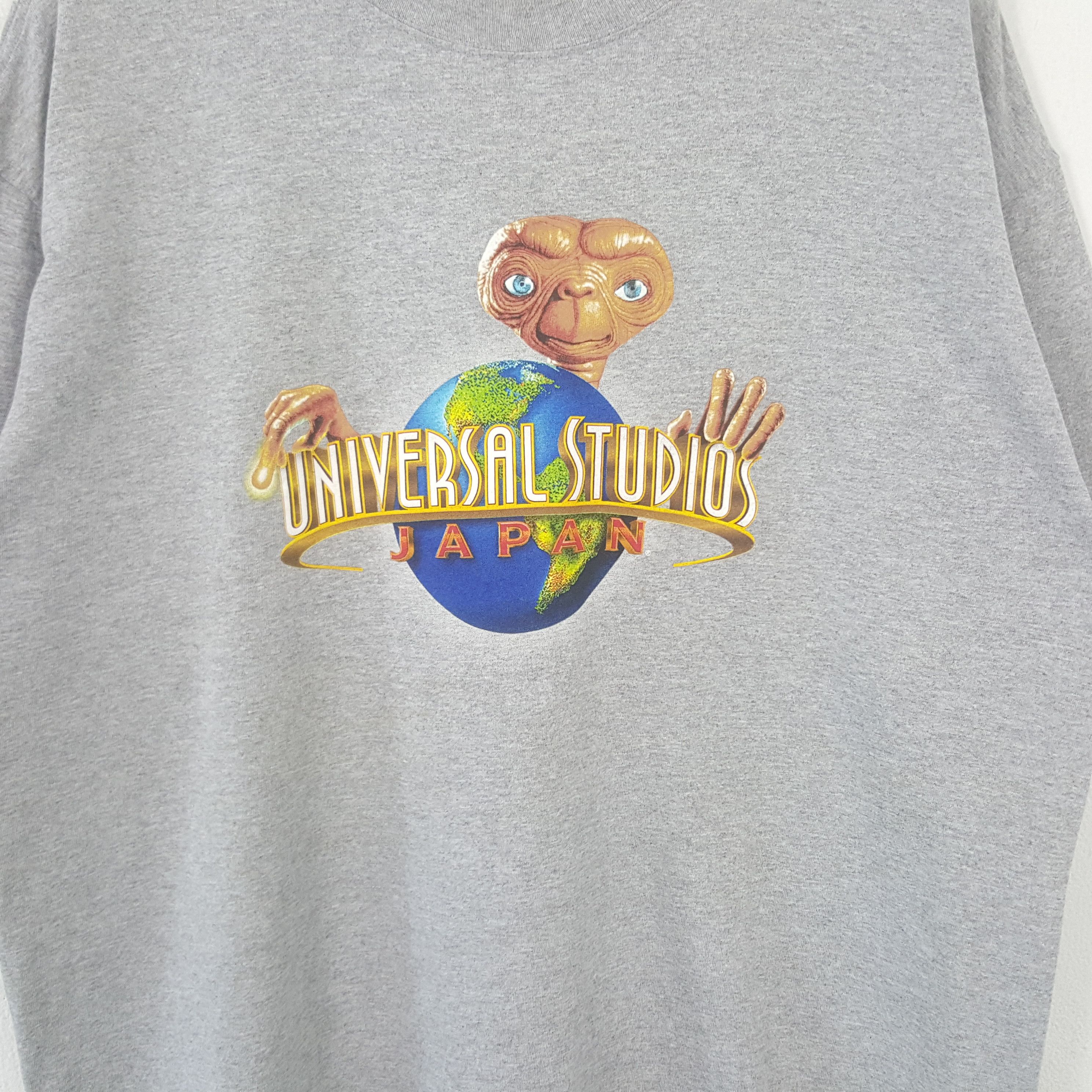 Universal Studios Vintage Universal Studio Japan Extra Terrestrial Tshirt RR13 Size US XL / EU 56 / 4 - 2 Thumbnail