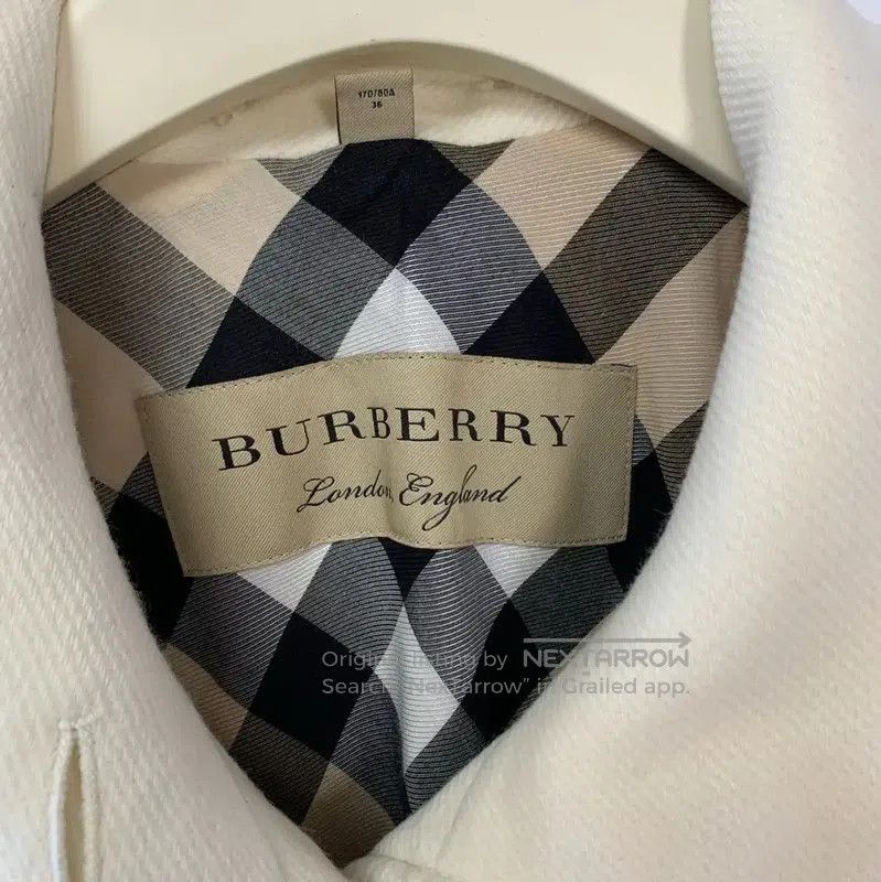 Burberry Burberry Women's Cream Wool Coat. Size XXS / US 00 / IT 34 - 3 Thumbnail