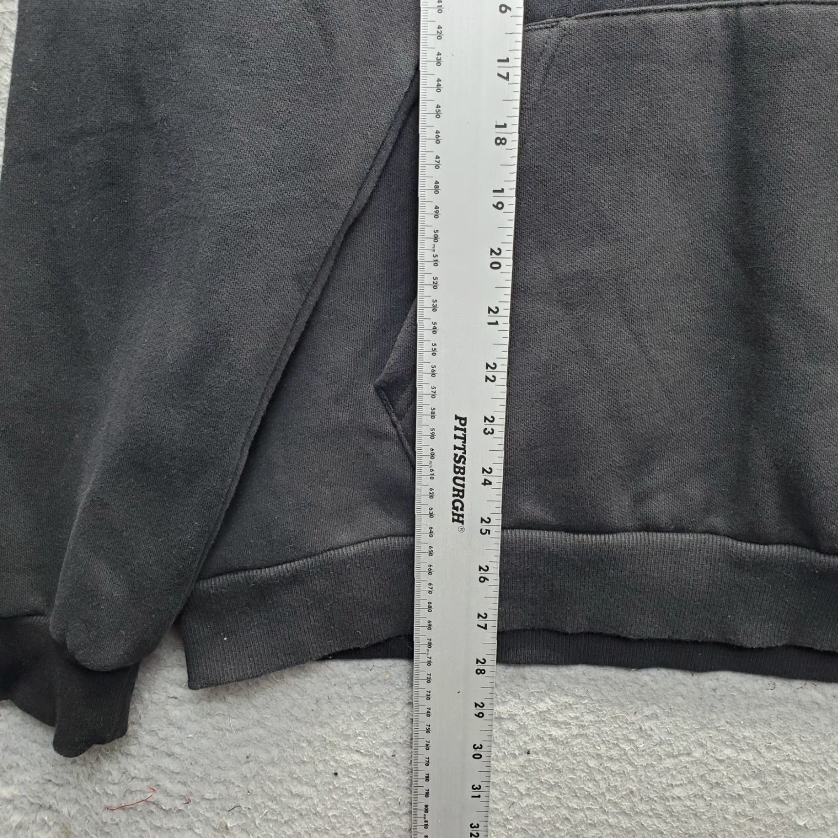 Puma Puma Hoodie Mens XL Black Fleece Lined Athletic Fit Drawstring Kangaroo Pockets Size US XL / EU 56 / 4 - 3 Thumbnail