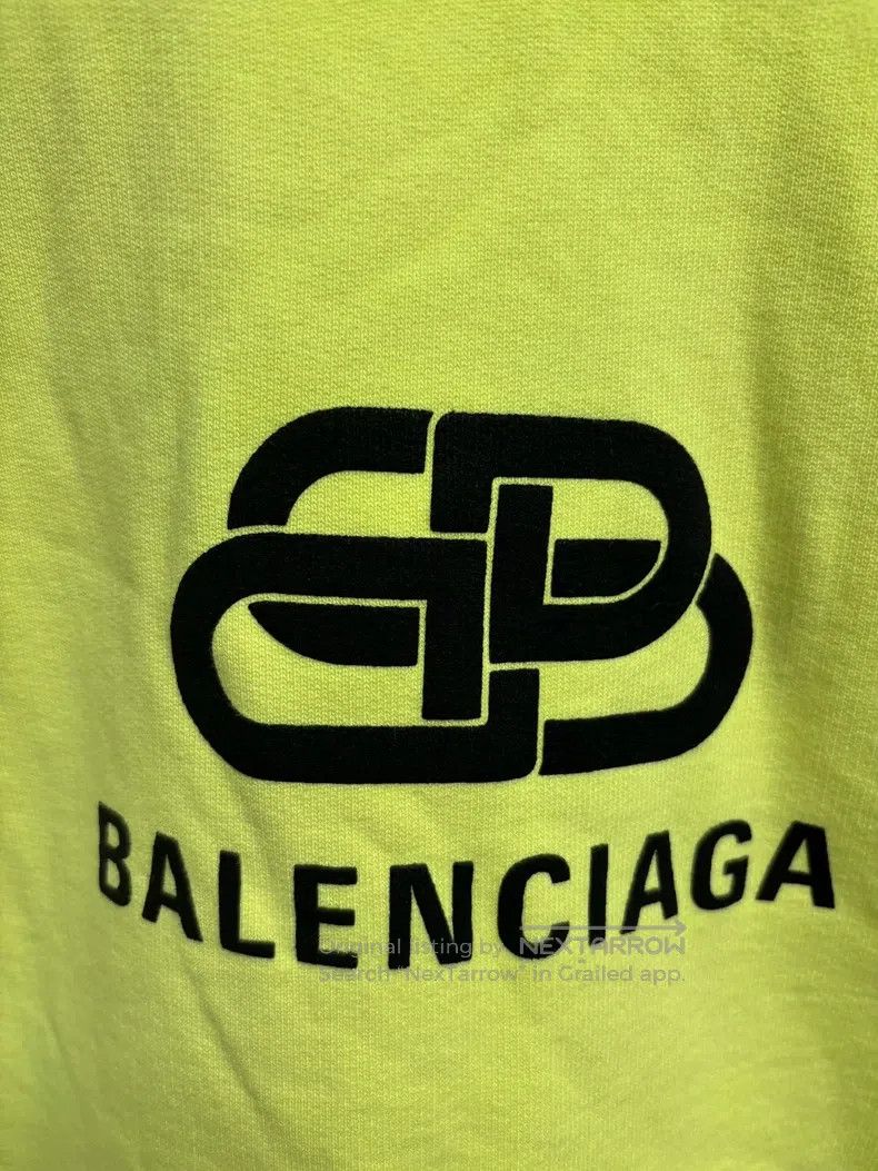 Balenciaga Balenciaga Neon Yellow Hooded Sweatshirt Size US S / EU 44-46 / 1 - 8 Thumbnail