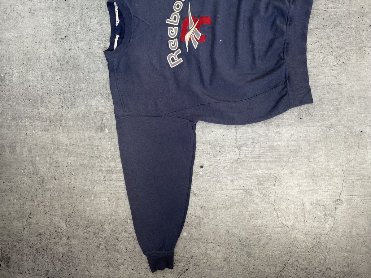 Reebok Vintage 90’s Reebok Faded Distressed Stained Sweatshirt Size US M / EU 48-50 / 2 - 5 Thumbnail