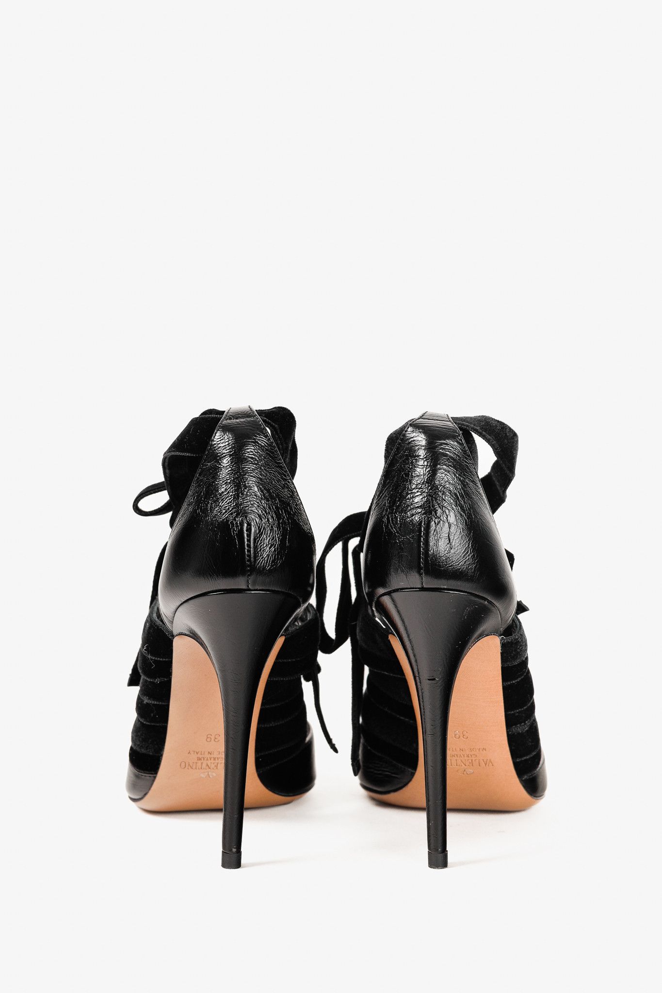 Valentino Valentino Garavani Velvet Straps Chain Leather Pumps Size US 8.5 / IT 38.5 - 3 Thumbnail