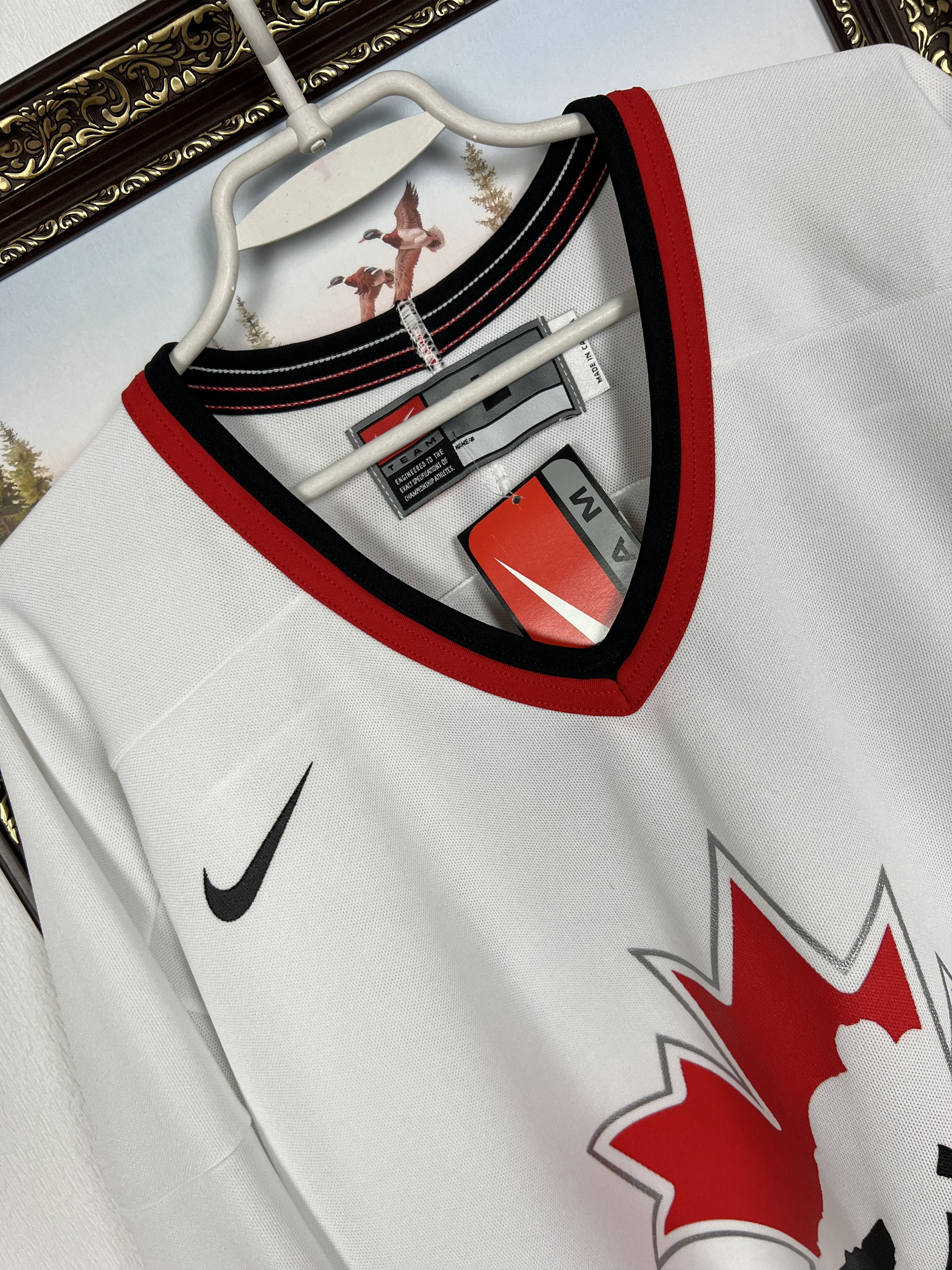 Nike Vintage Nike National Team Canada Ice Hockey Jersey New Size US L / EU 52-54 / 3 - 5 Thumbnail