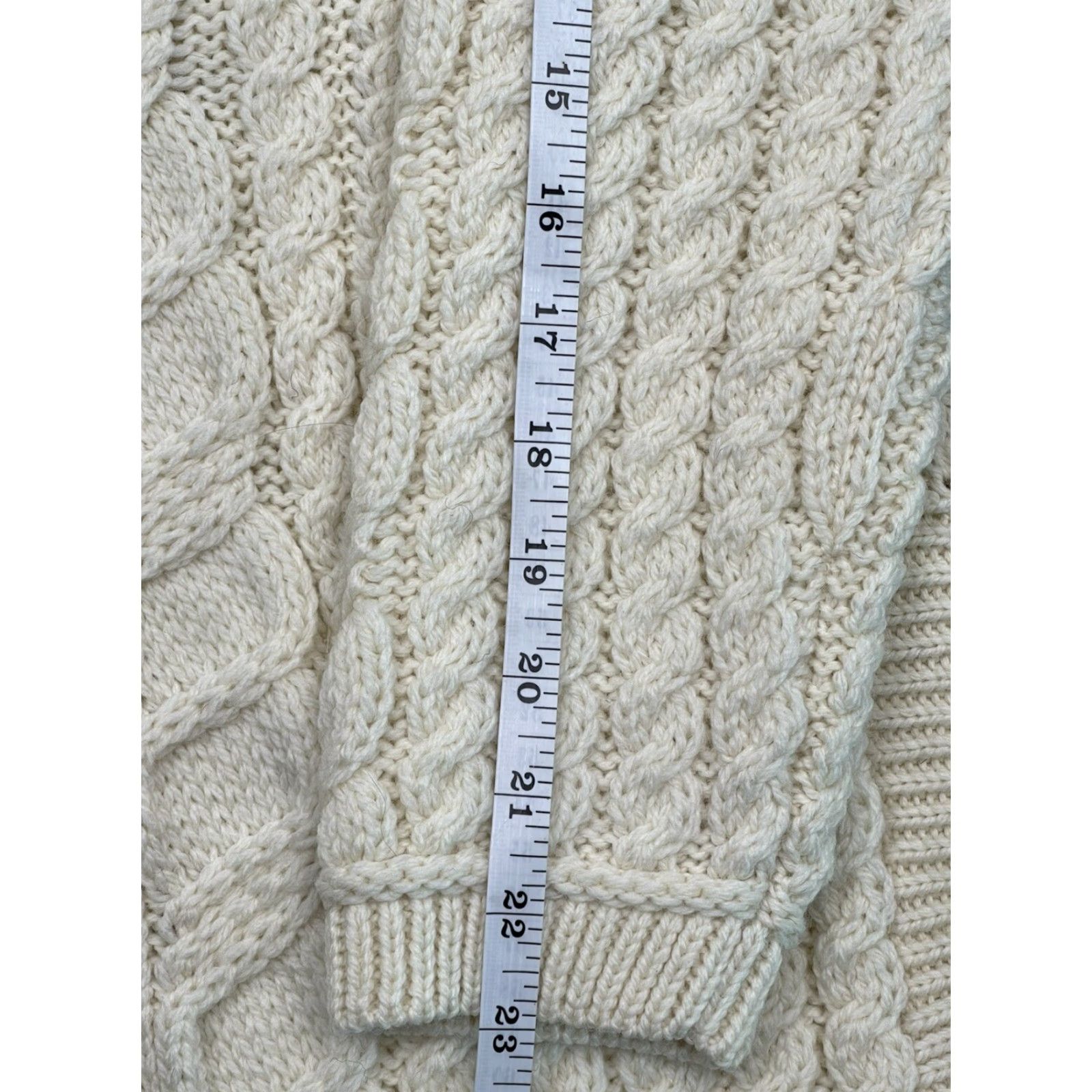 Vintage VINTAGE Aran Crafts Merino Wool Cable Knit Cardigan Sweater Womens M Ivory Size M / US 6-8 / IT 42-44 - 7 Thumbnail