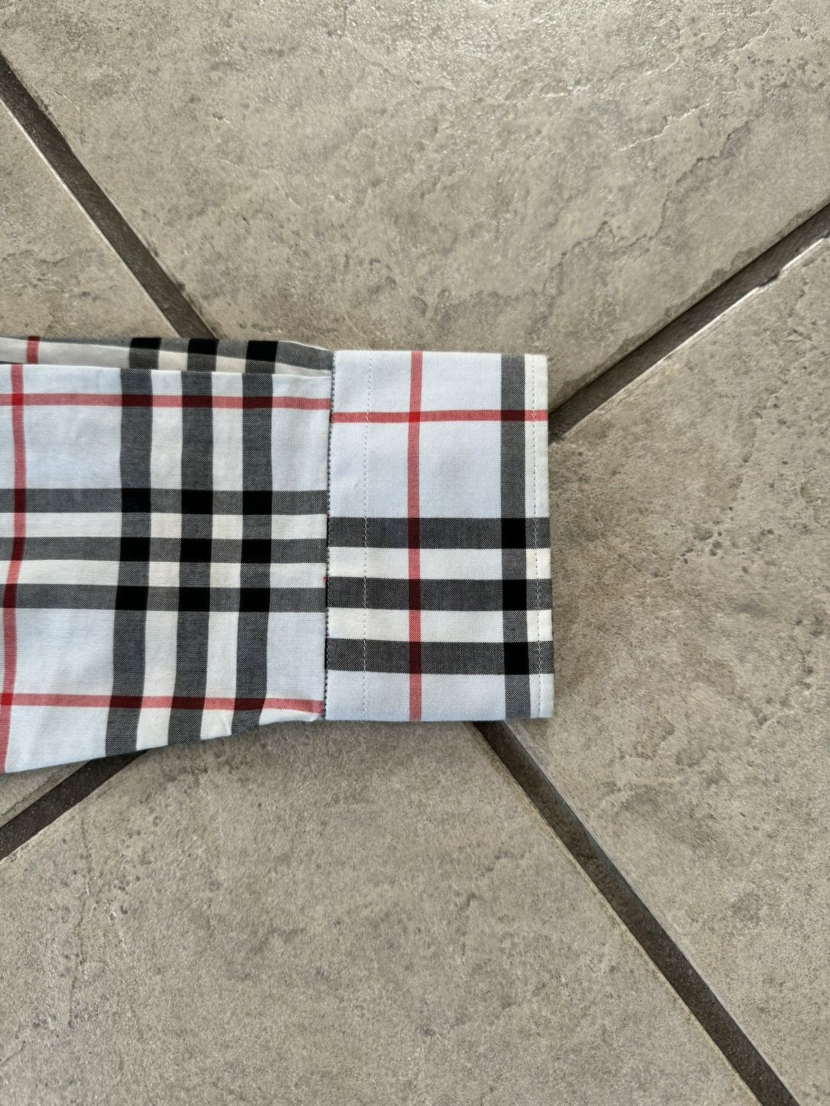 Burberry Burberry Sandor Button Up Shirt Long Sleeve Oversized Size US XS / EU 42 / 0 - 6 Thumbnail