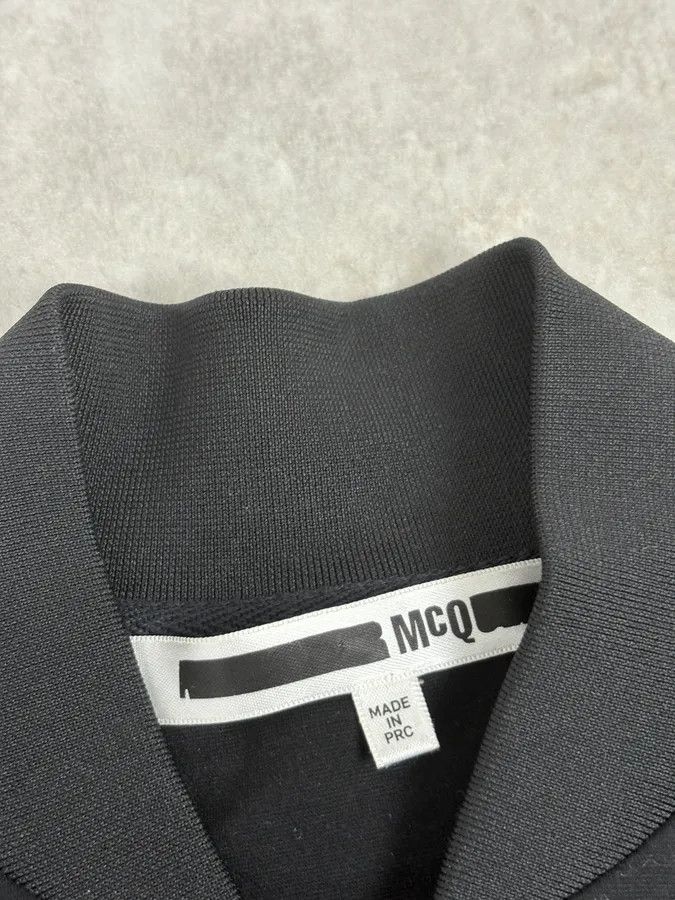 Alexander McQueen AW2016 Alexander McQueen Black Buttoned Minimalist Jacket Size US S / EU 44-46 / 1 - 5 Thumbnail