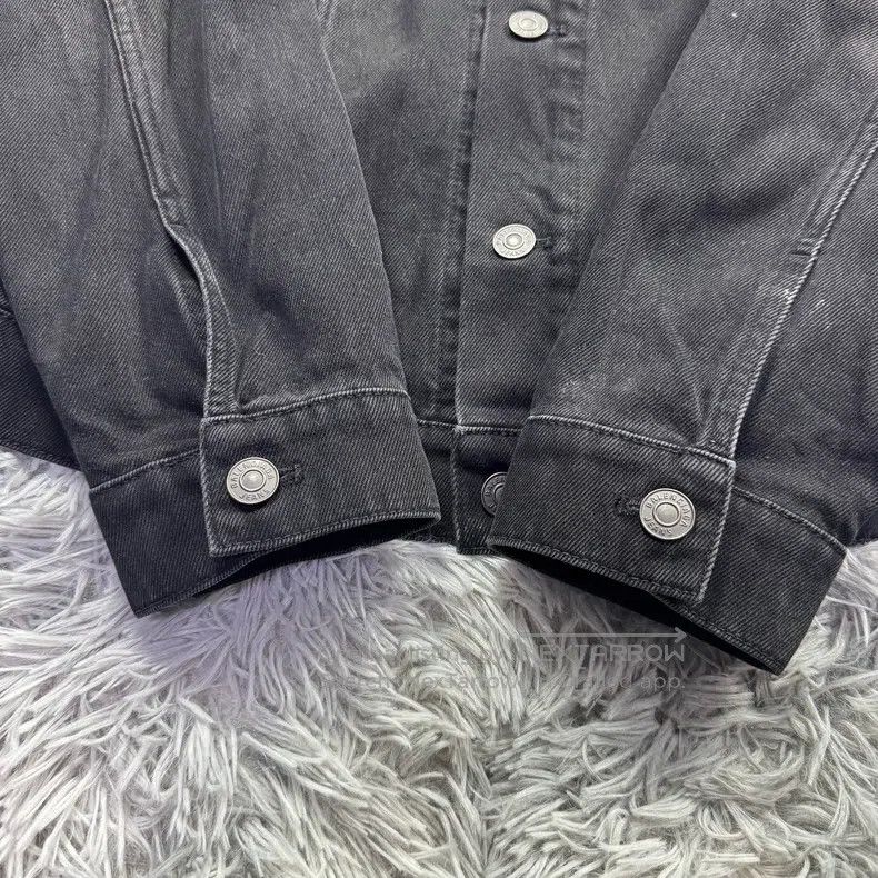 Balenciaga Balenciaga Art Font Denim Jacket Size XXS / US 00 / IT 34 - 4 Thumbnail