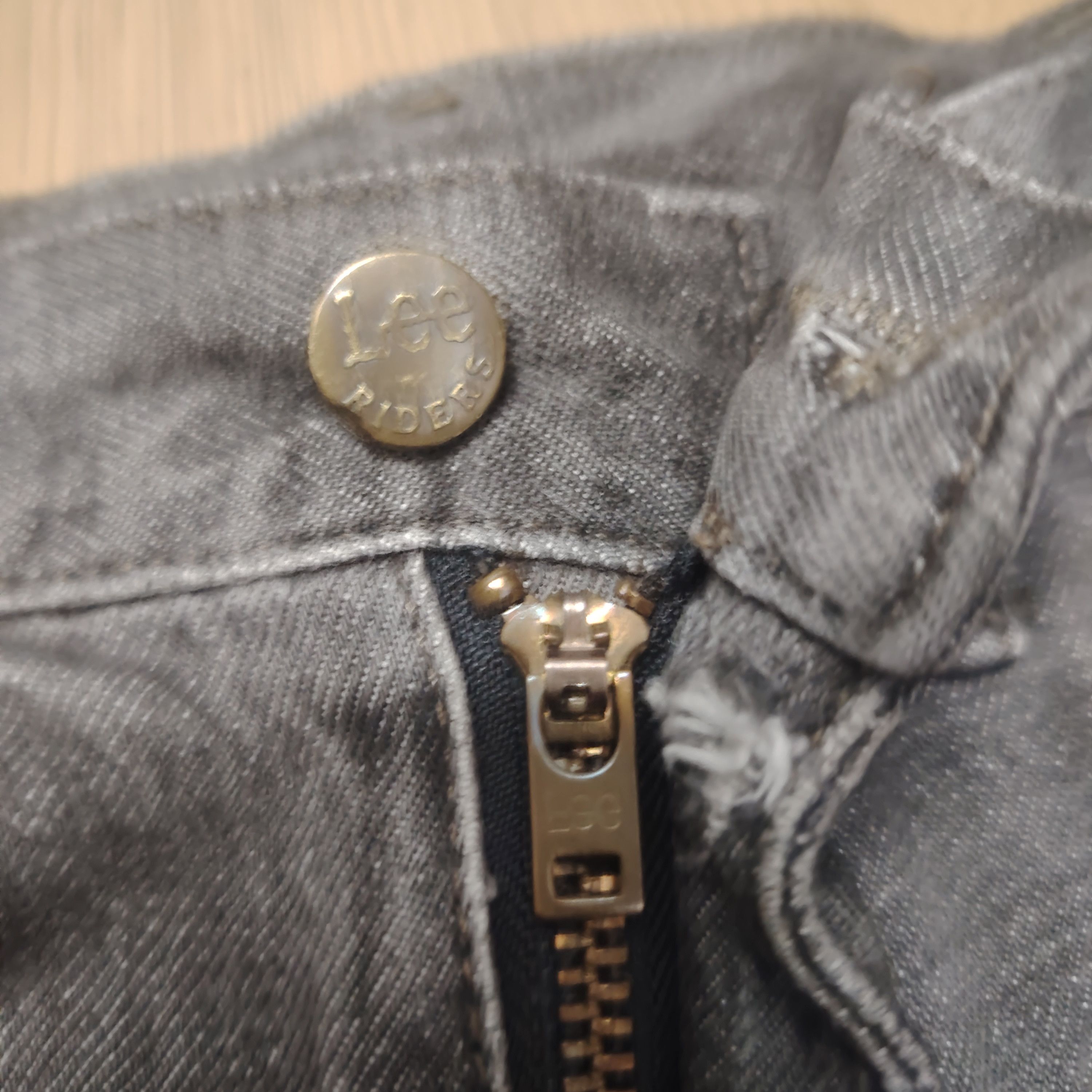If Six Was Nine Vintage 90s Lee Riders Distressed Denim Size US 32 / EU 48 - 21 Thumbnail