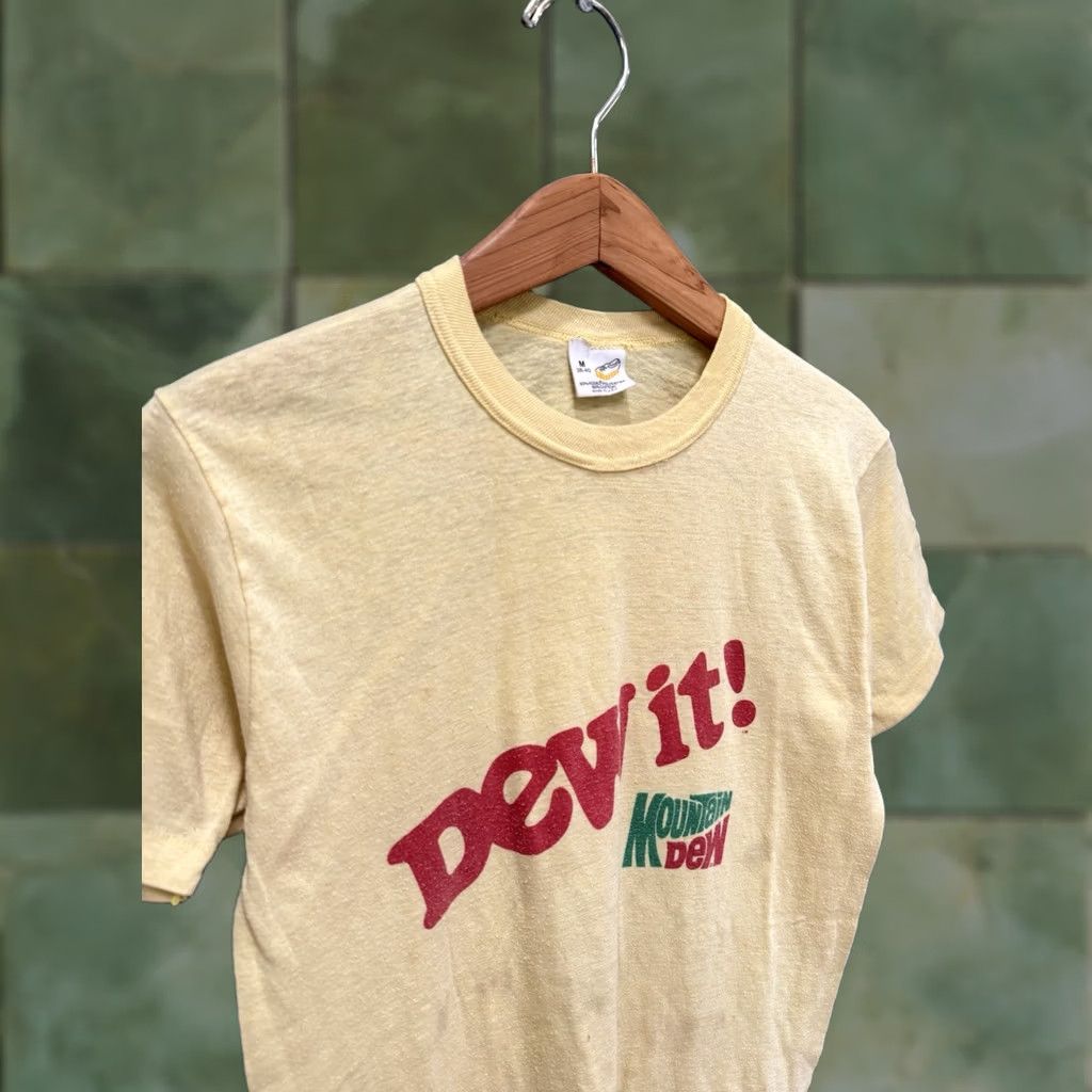 Vintage VINTAGE Mountain Dew “Dew It!” Tee Shirt M Mens Yellow 80s 7/10 Condition Size US M / EU 48-50 / 2 - 1 Thumbnail