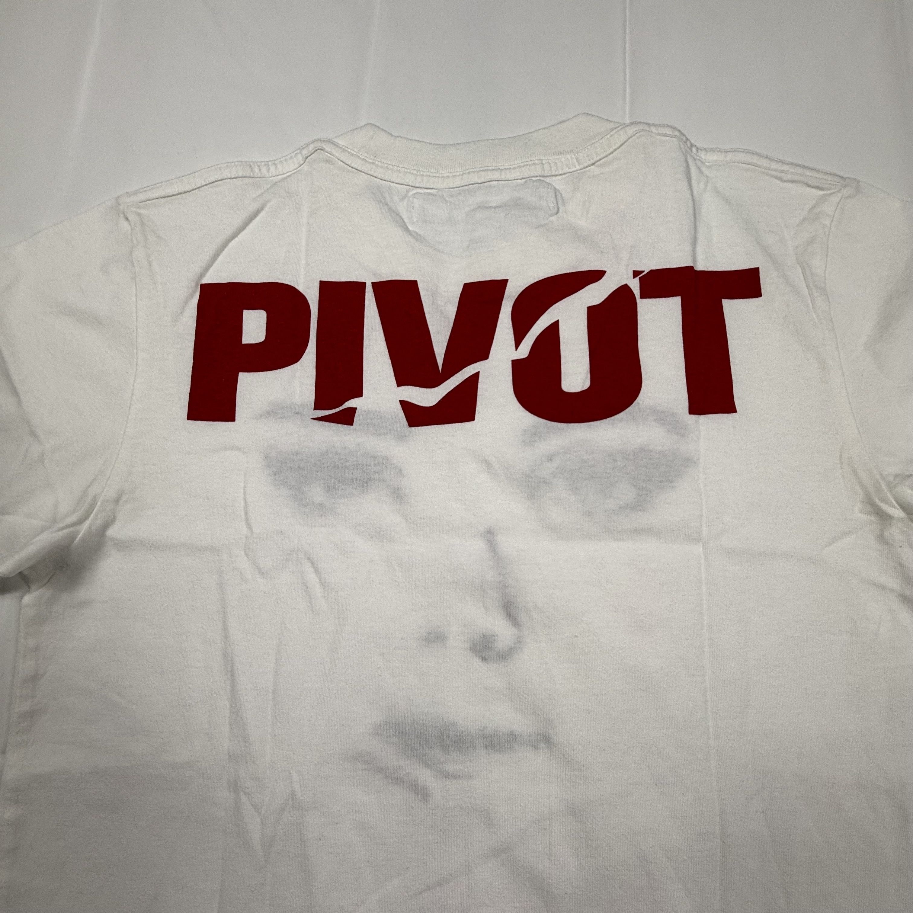 Off-White Off-White Virgil Abloh Pivot Embroidered Face White T-Shirt Size US M / EU 48-50 / 2 - 11 Thumbnail