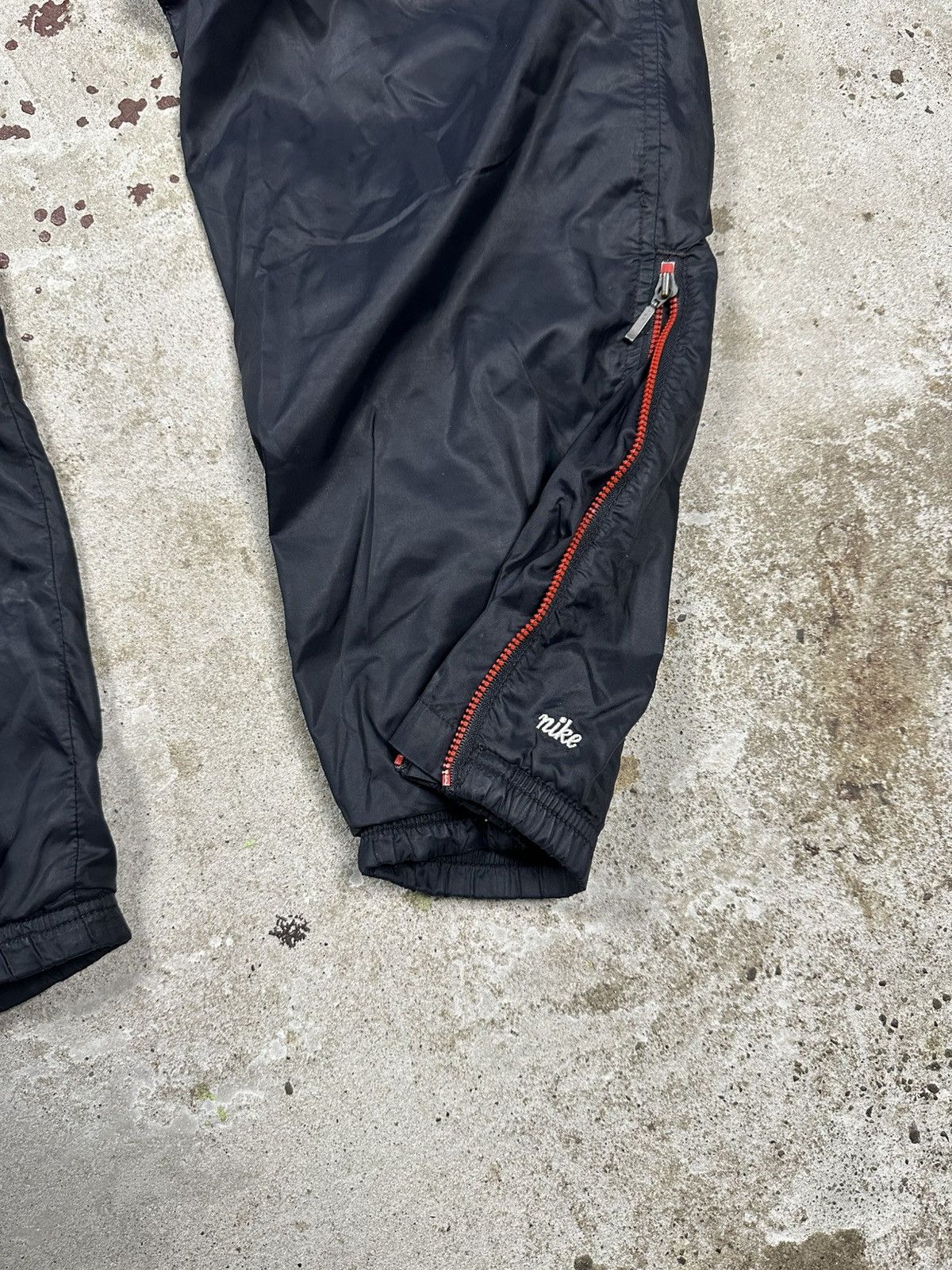 Nike Vintage Y2K Nike Baggy Black Track Pants Swoosh Spellout Size US 32 / EU 48 - 3 Thumbnail