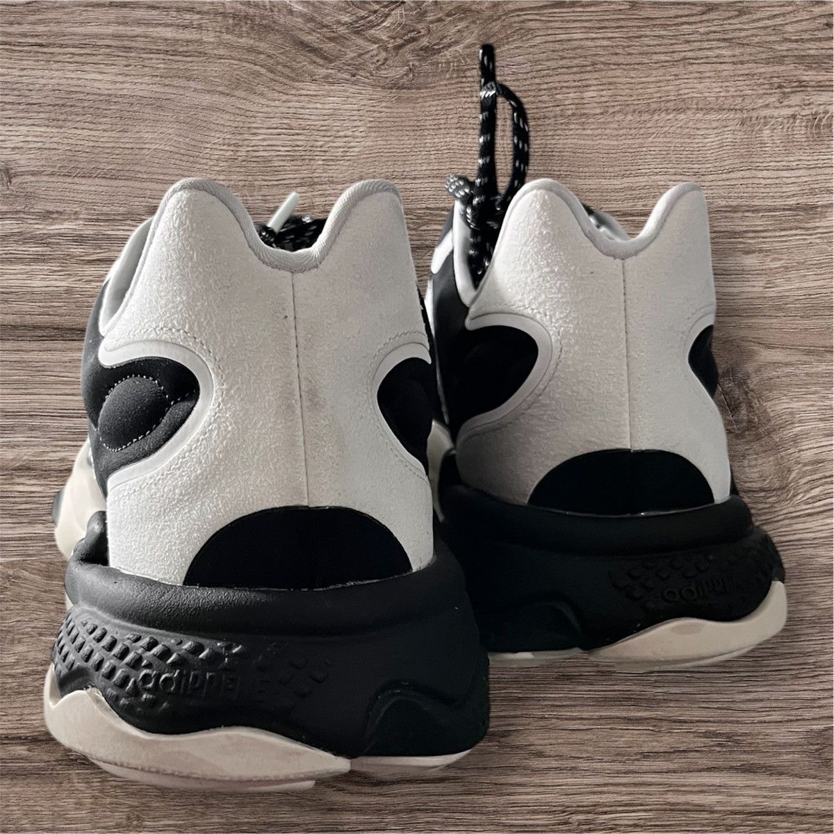 Adidas adidas Ozweego Pure Size US 13 / EU 46 - 4 Thumbnail