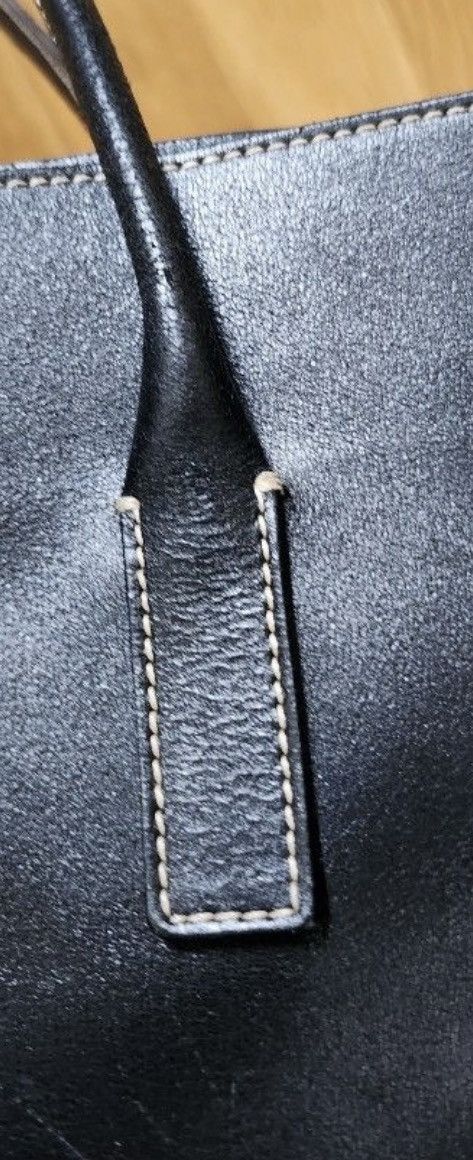 Prada Authentic PRADA Shoulder Leather Bag Size ONE SIZE - 5 Thumbnail