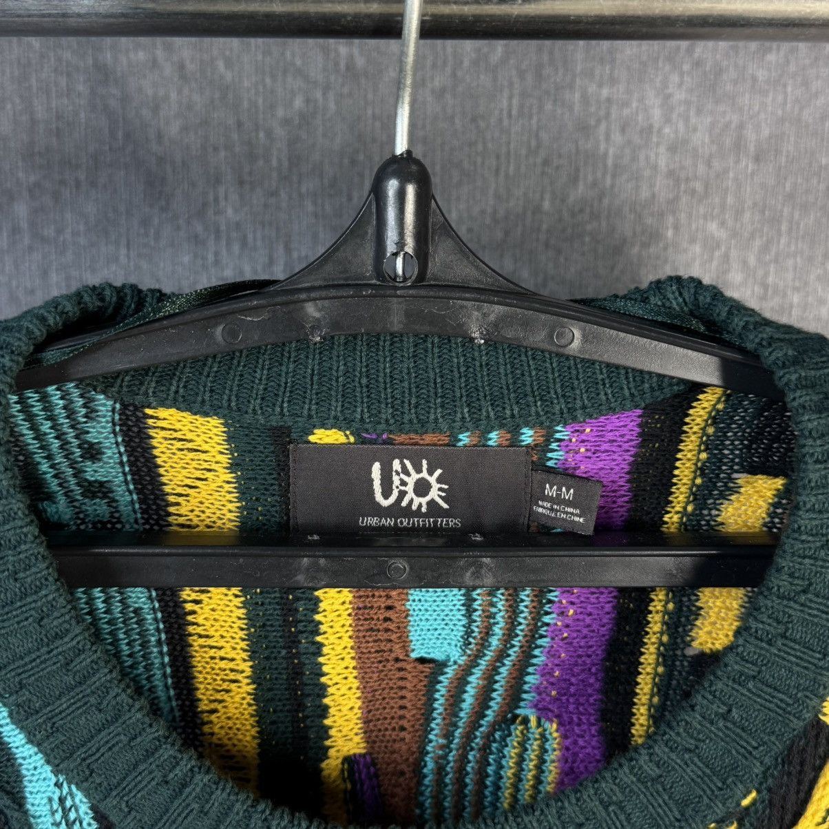 Coogi Vintage sweater coogi style 3D urban outfits knit tundra Size US L / EU 52-54 / 3 - 2 Thumbnail