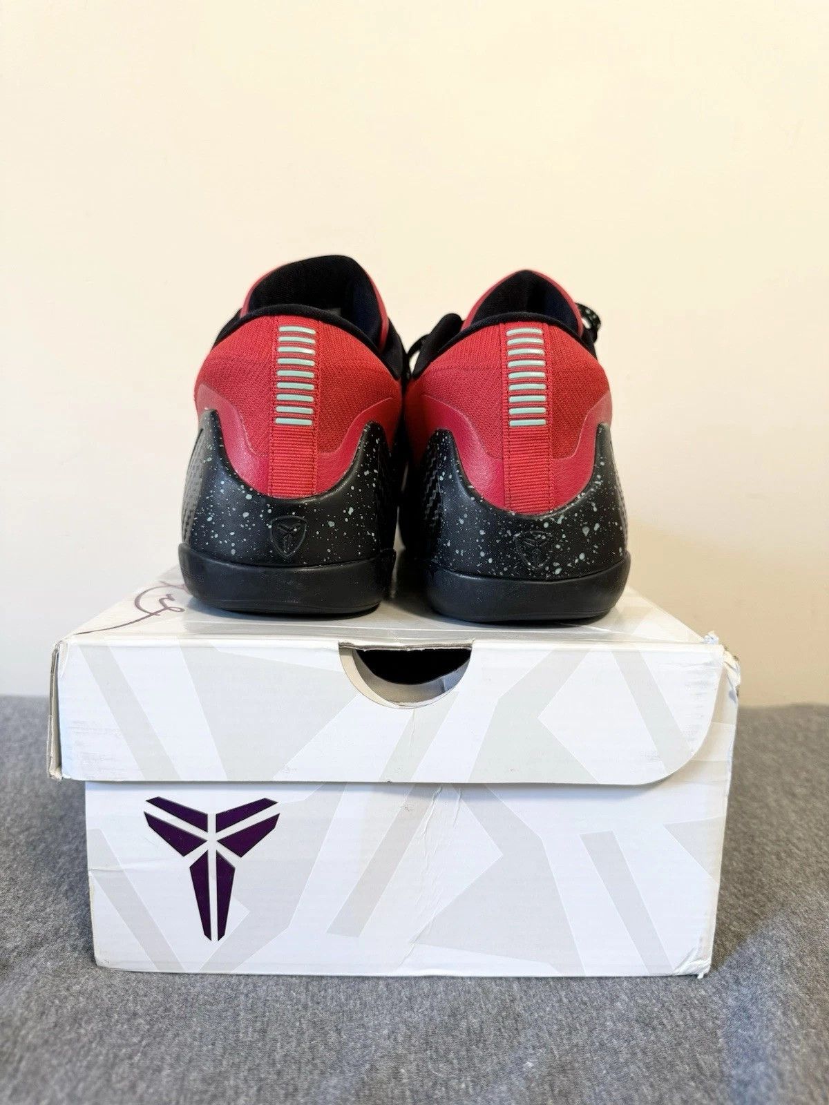 Nike Nike Kobe 9 Low University Red Size US 9 / EU 42 - 7 Thumbnail