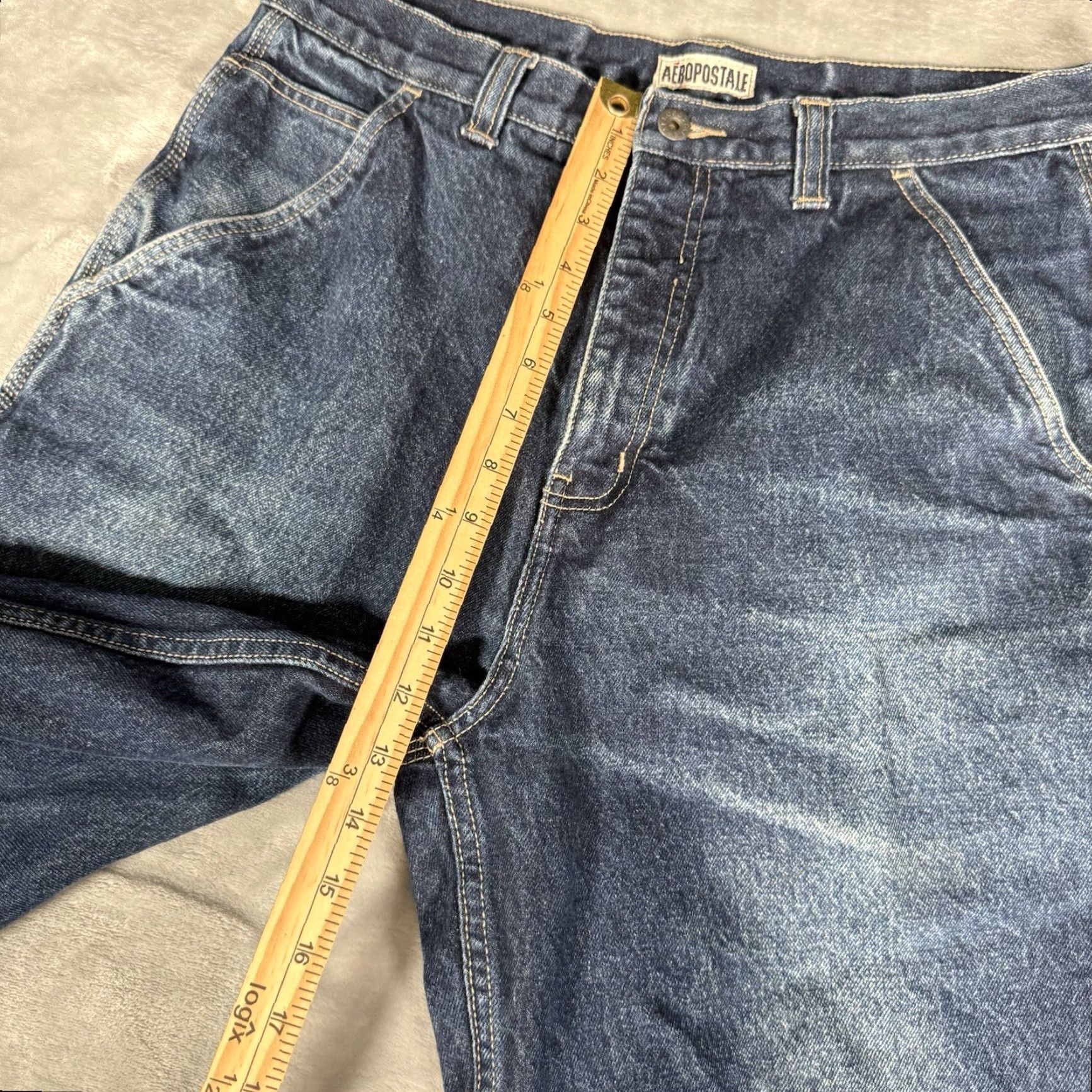 Vintage VINTAGE Aeropostale Bermuda Denim Shorts Mens 33 10” 5-Pocket Grunge Fold Zip Front 6-12in Rise Casual Blue Logo Size US 33 - 8 Thumbnail