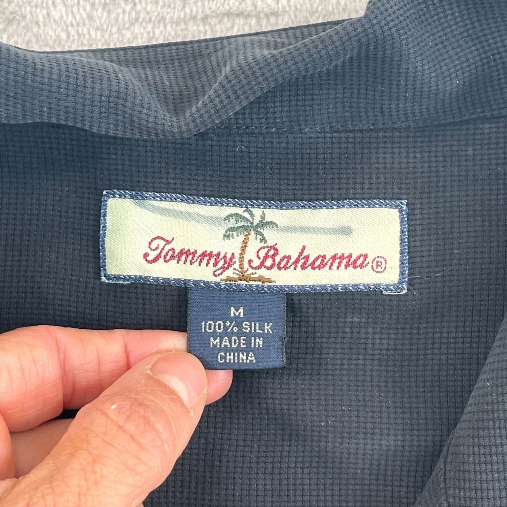 Tommy Bahama Tommy Bahama Shirt Mens M Black Tall Cool One Mermaid Drink Camp Embroidered VTG Size US M / EU 48-50 / 2 - 2 Thumbnail