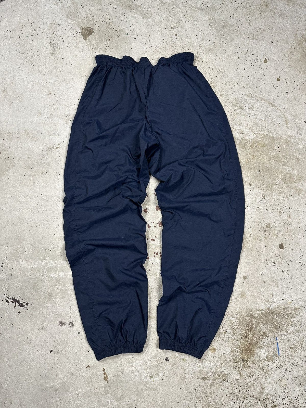 Nike Vintage Y2K Nike Navy Baggy Track Pants Swoosh rare 90s Size US 30 / EU 46 - 2 Thumbnail
