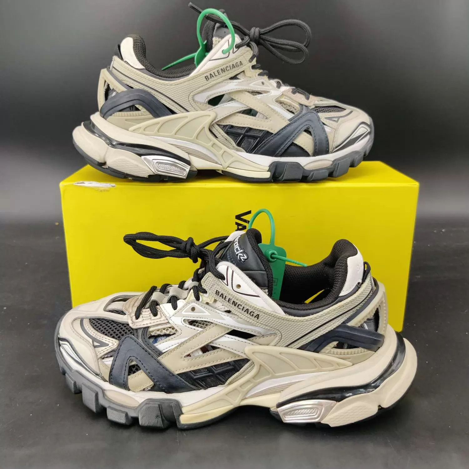 Balenciaga Balenciaga Track 2 Cream/Black 37 Worn 2x, No Sole Wear Size US 6.5 / IT 36.5 - 7 Thumbnail