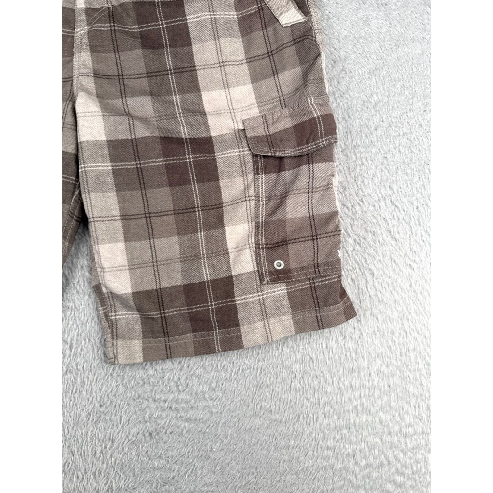Quiksilver Quiksilver Mens Shorts 36 Brown Plaid Cargo Amphibians Polyester Blend Hyrbid 12" Size US 36 / EU 52 - 2 Thumbnail
