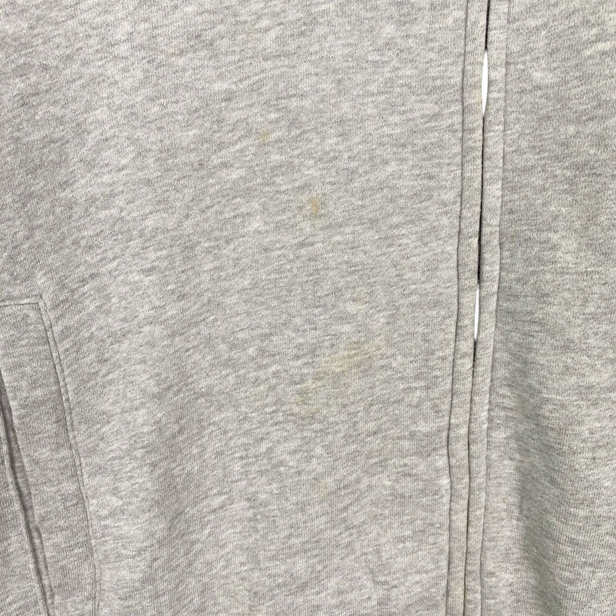 Vintage Vintage GAP Full Zip Sweatshirt Varsity Grey Pullover Size M Size US M / EU 48-50 / 2 - 6 Thumbnail